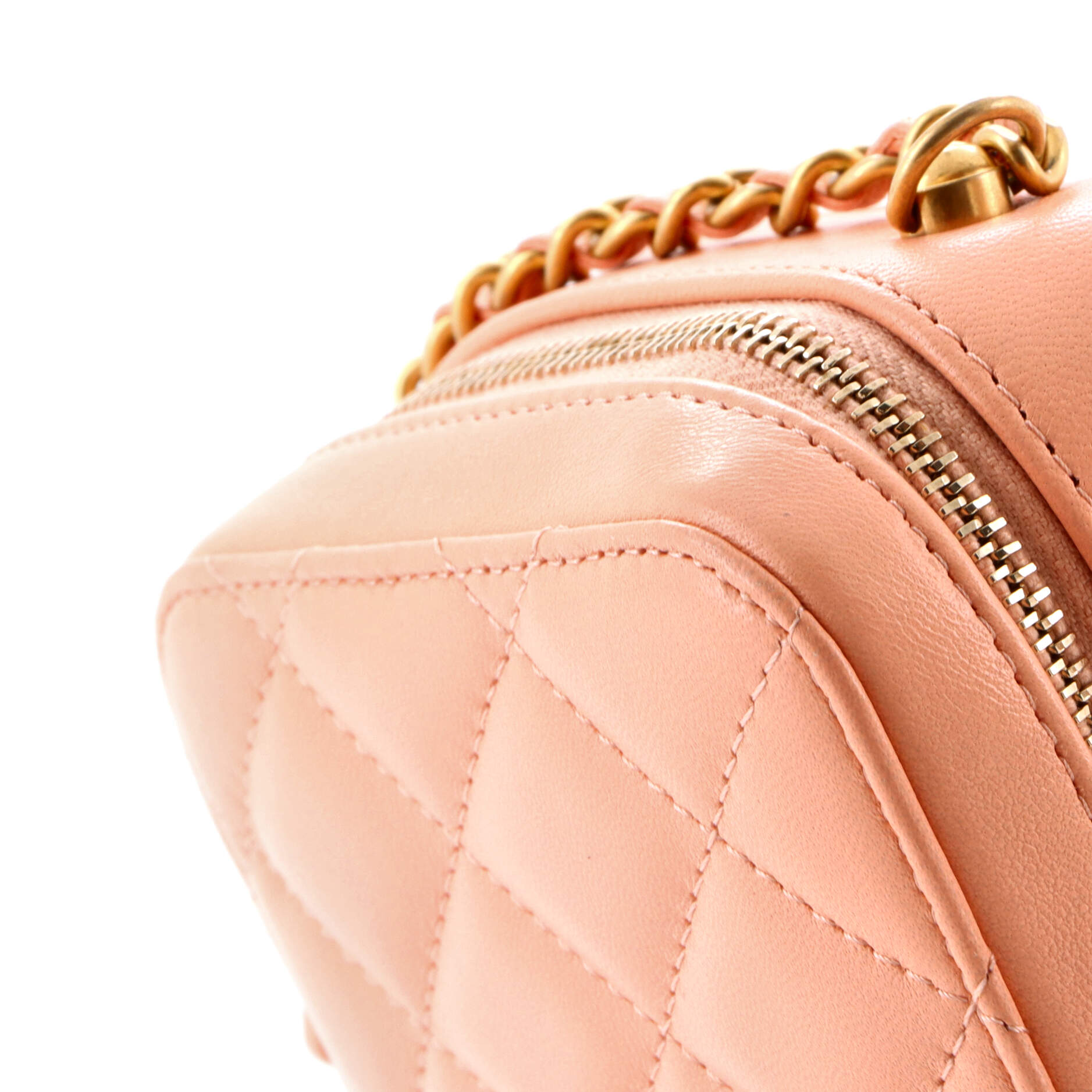Pearl Crush Zip Around Vanity Case with Chain Quilted Lambskin Mini
