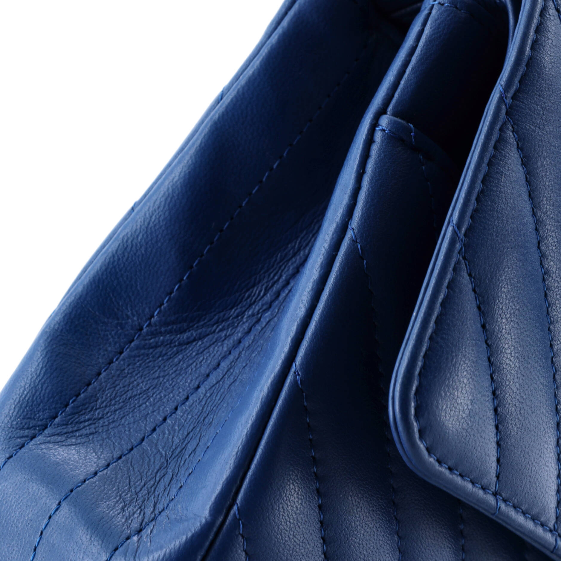 Classic Double Flap Bag Chevron Caviar Medium