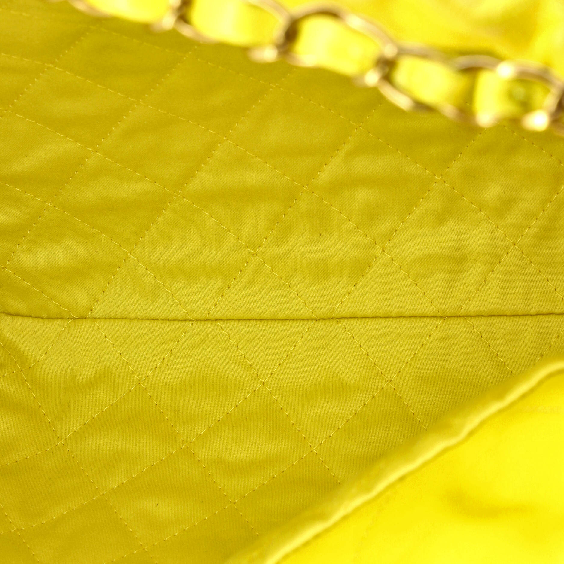 22 Chain Hobo Quilted Calfskin Small