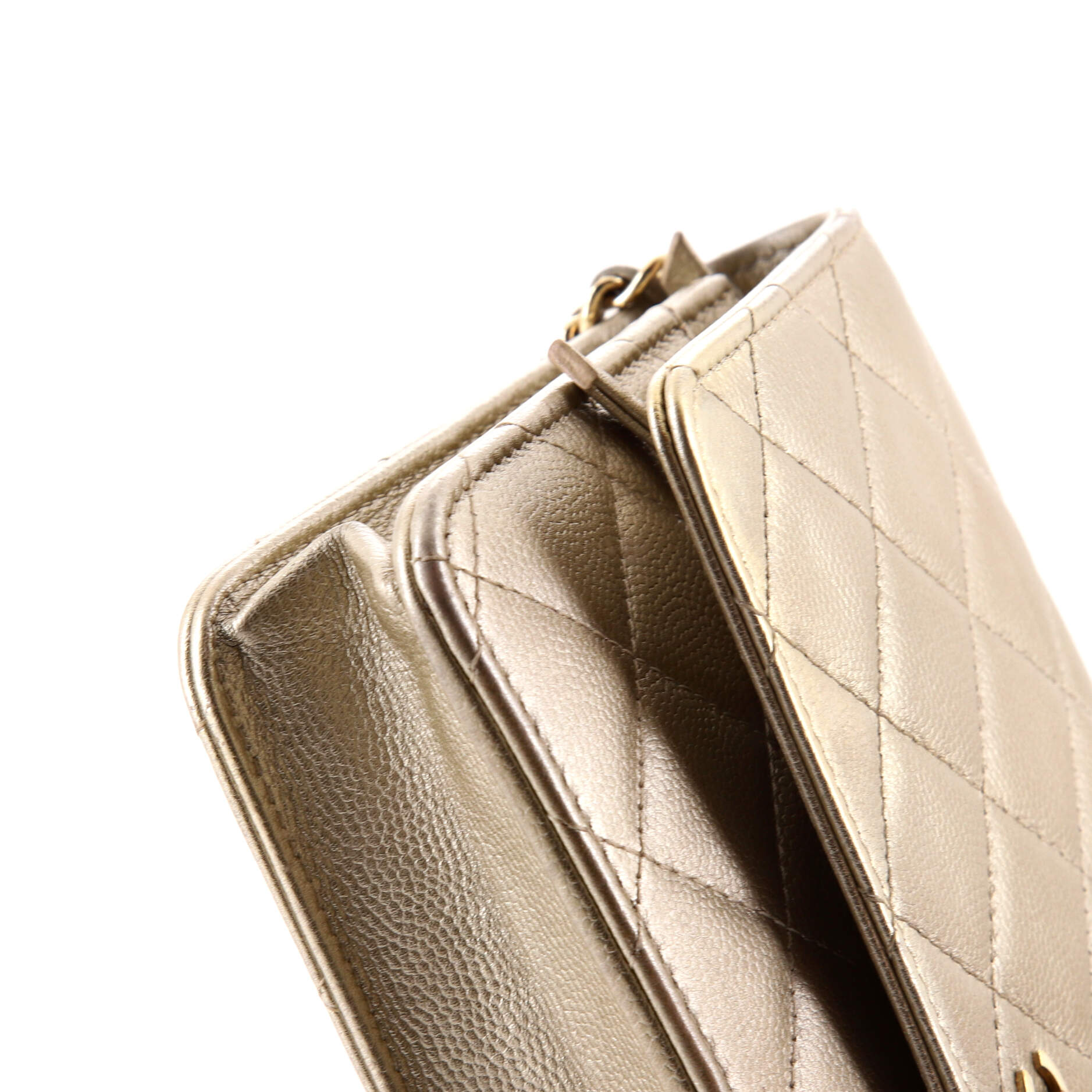 Wallet on Chain Quilted Caviar