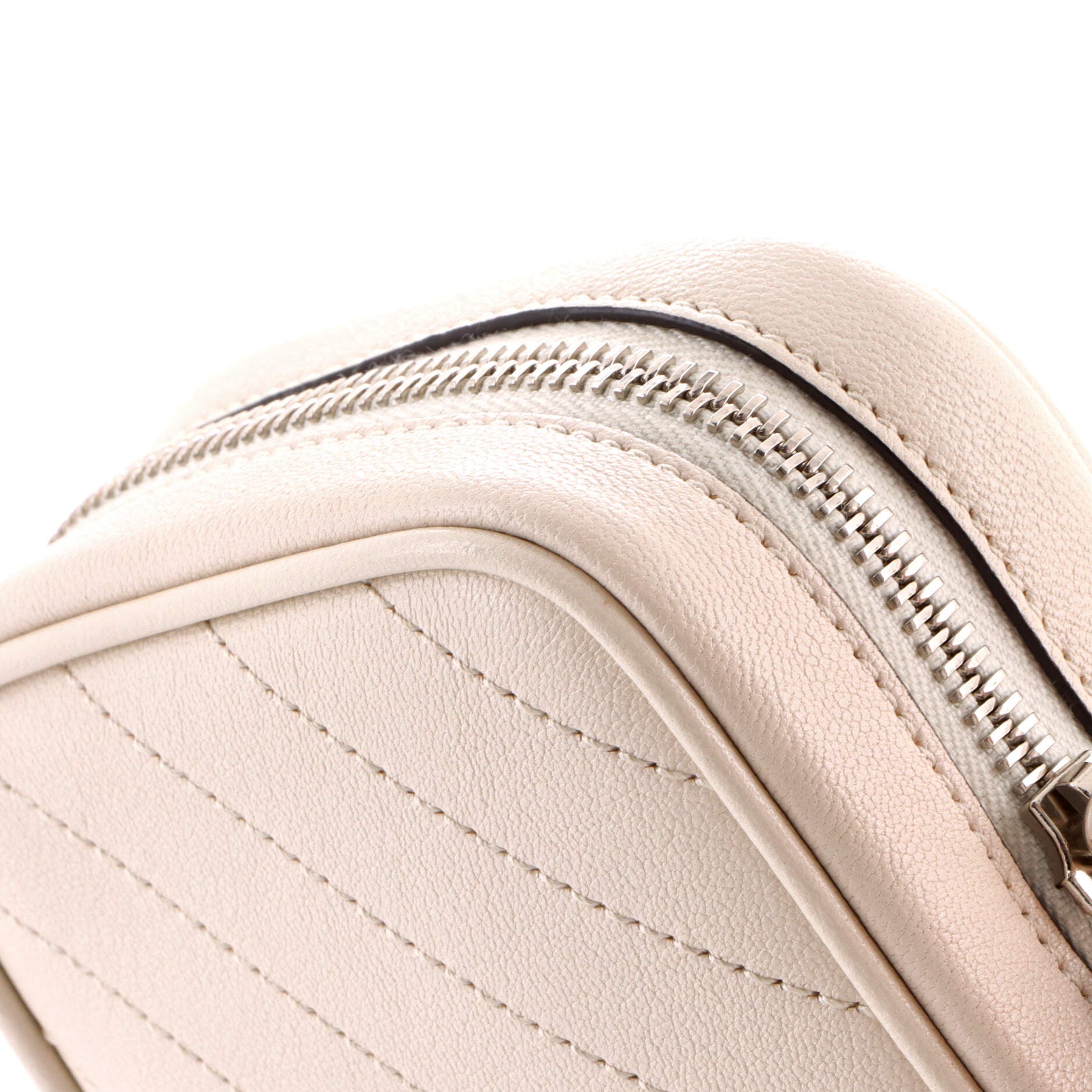 Blondie NM Crossbody Bag Diagonal Quilted Leather Mini