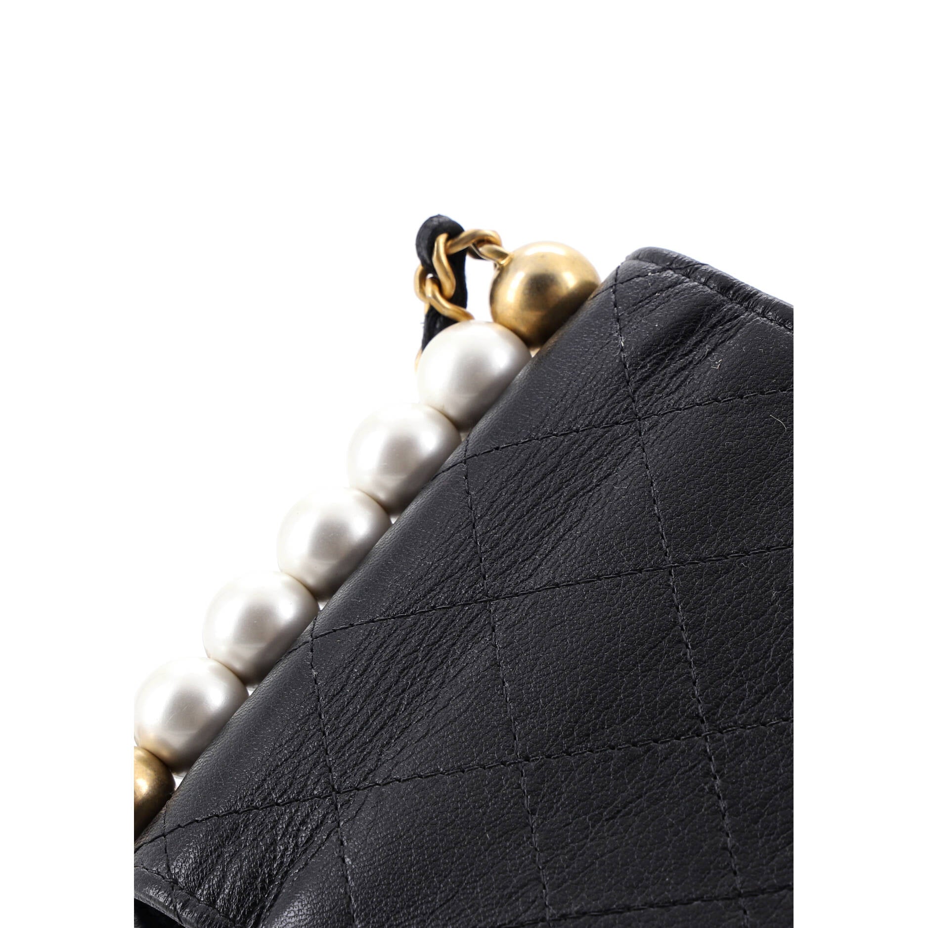 Chic Pearls Flap Clutch with Chain Quilted Goatskin Mini