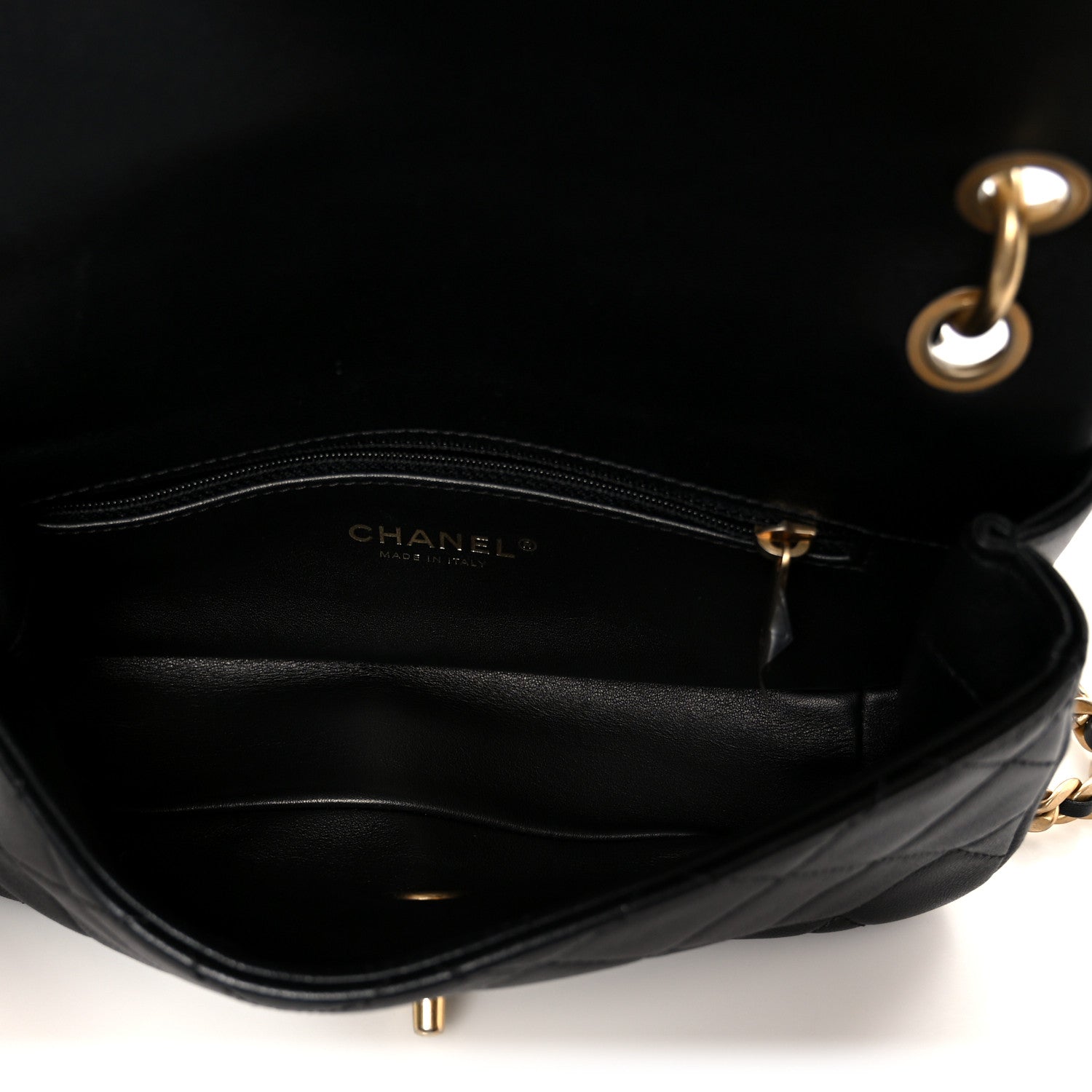 Shiny Lambskin Chain Is More Flap Black