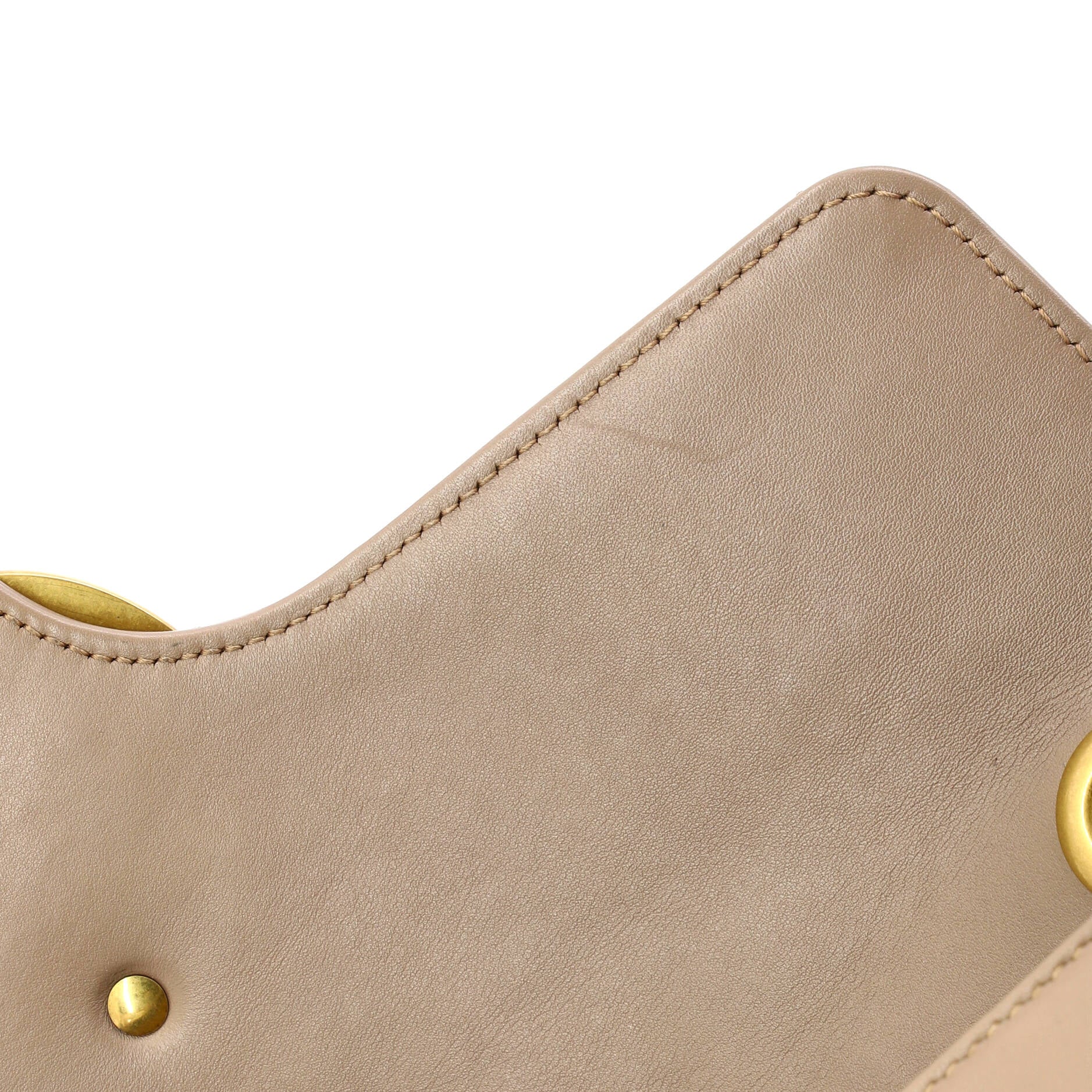 GG Marmont Flap Bag Matelasse Leather Medium