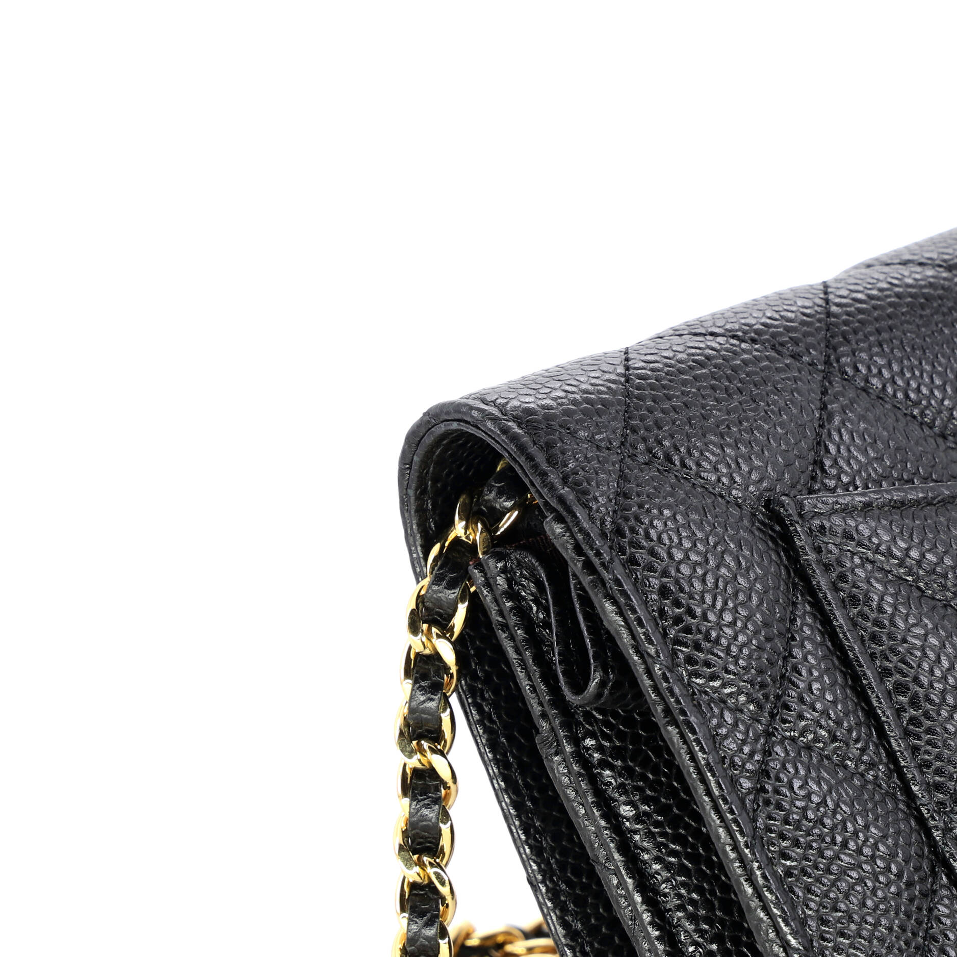 Wallet on Chain Quilted Caviar
