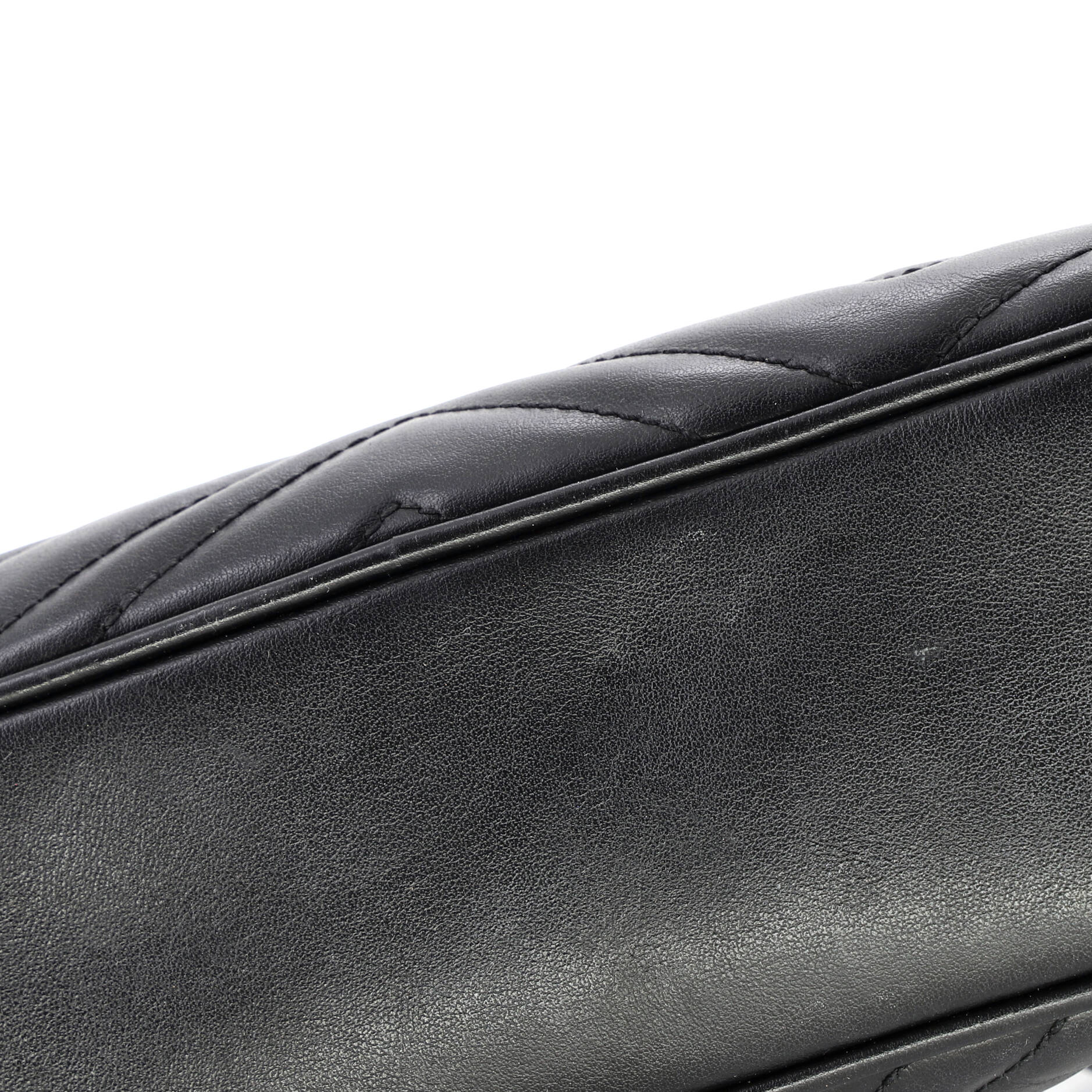 GG Marmont Shoulder Bag Matelasse Leather Small