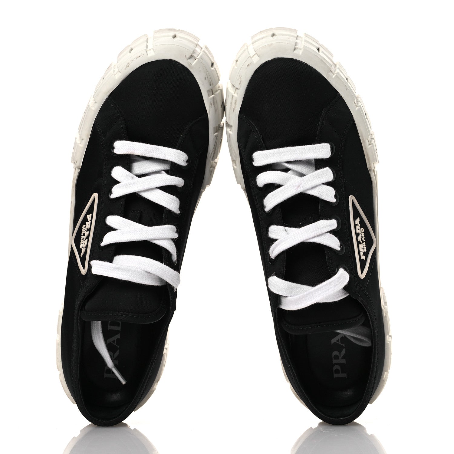 Re-Nylon Gabardine Triangle Logo Double Wheel 50mm Sneakers 41.5 Black