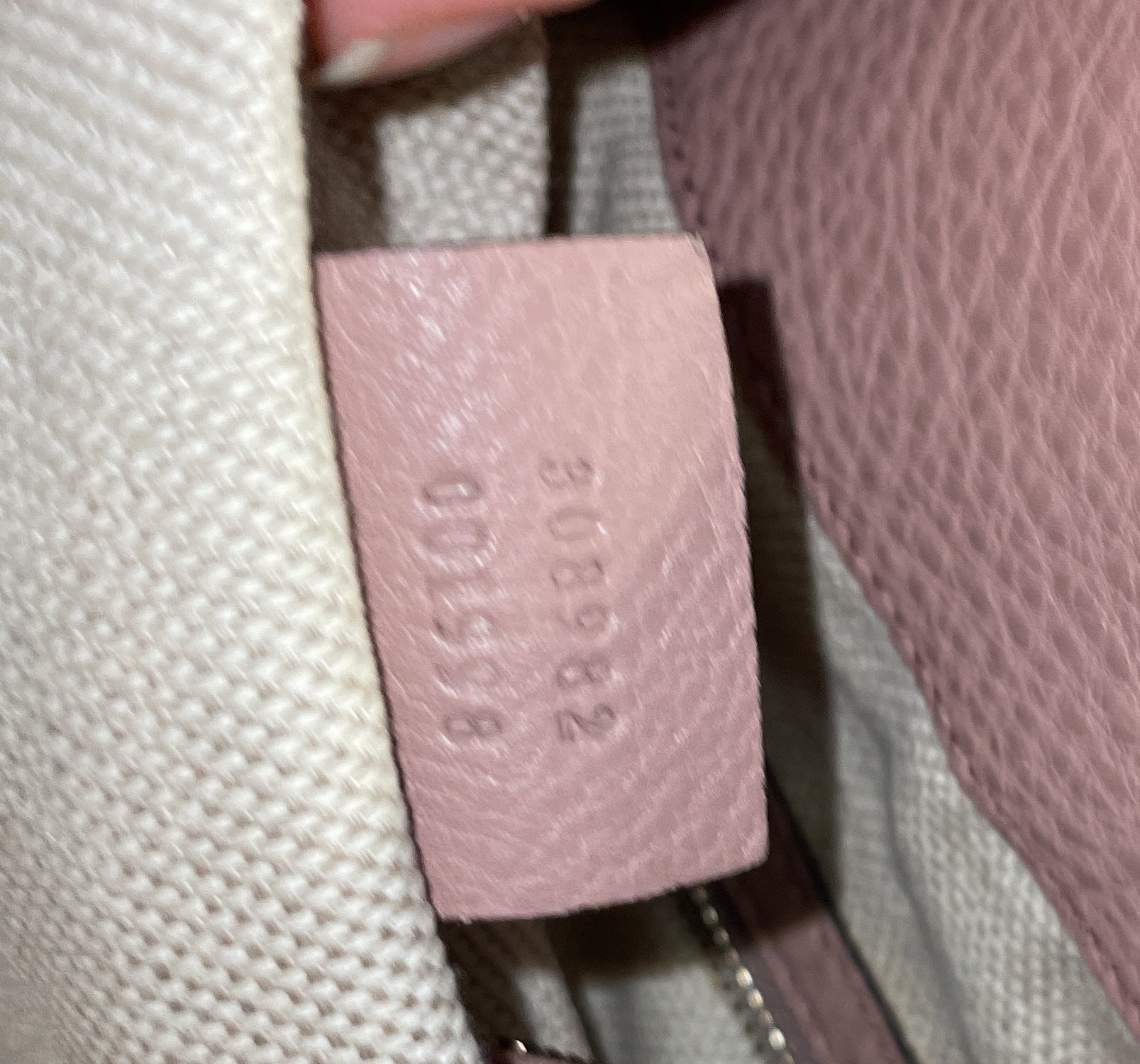 Soho Chain Strap Shoulder Bag Leather Medium