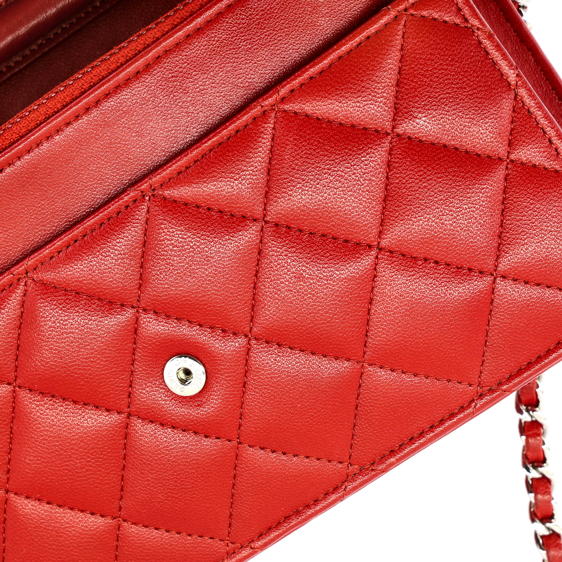 Wallet on Chain Quilted Lambskin