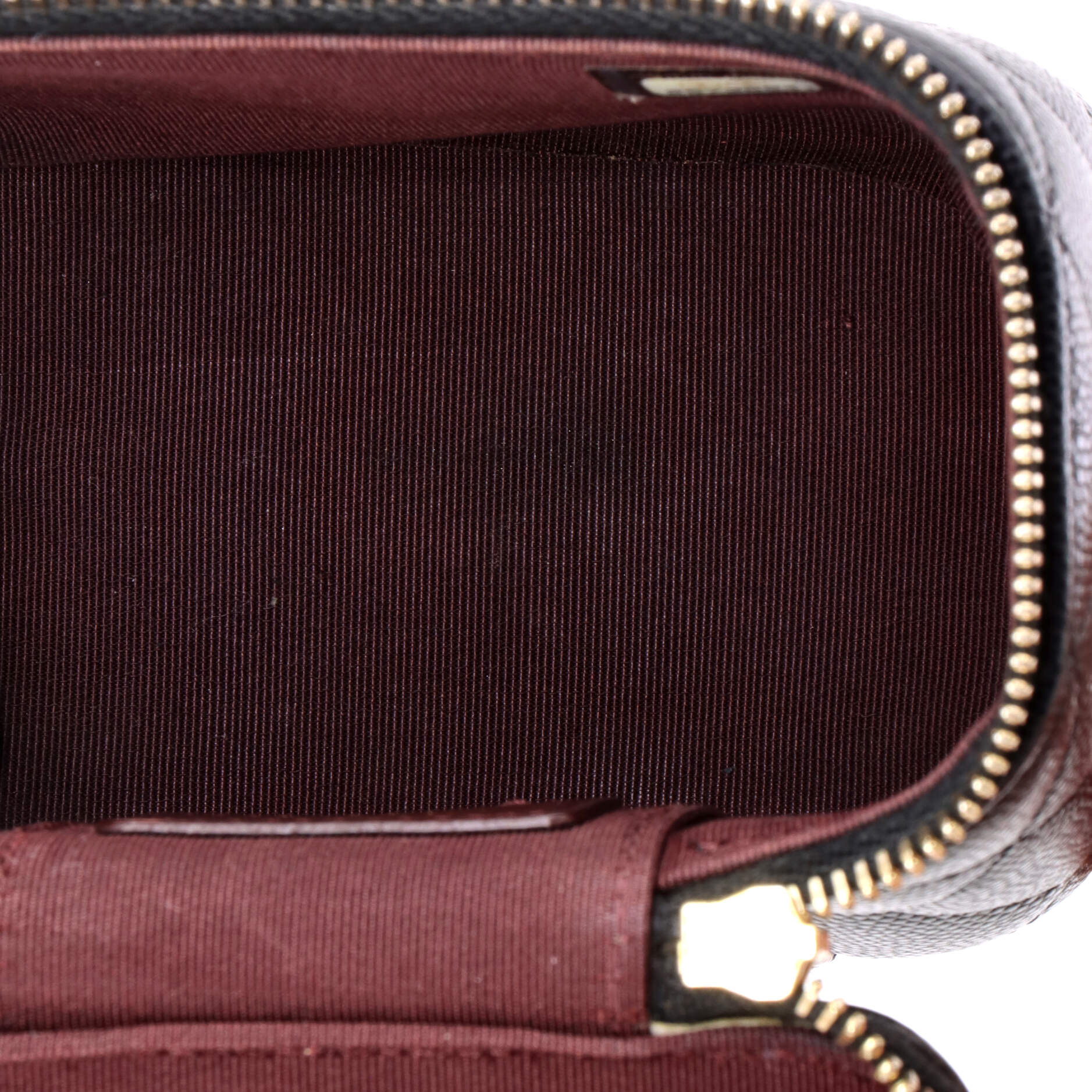 Classic Vanity Case with Chain Quilted Caviar Mini