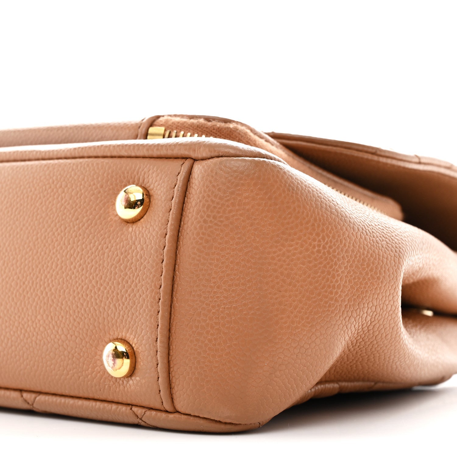 Caviar Quilted Medium Business Affinity Flap Brown