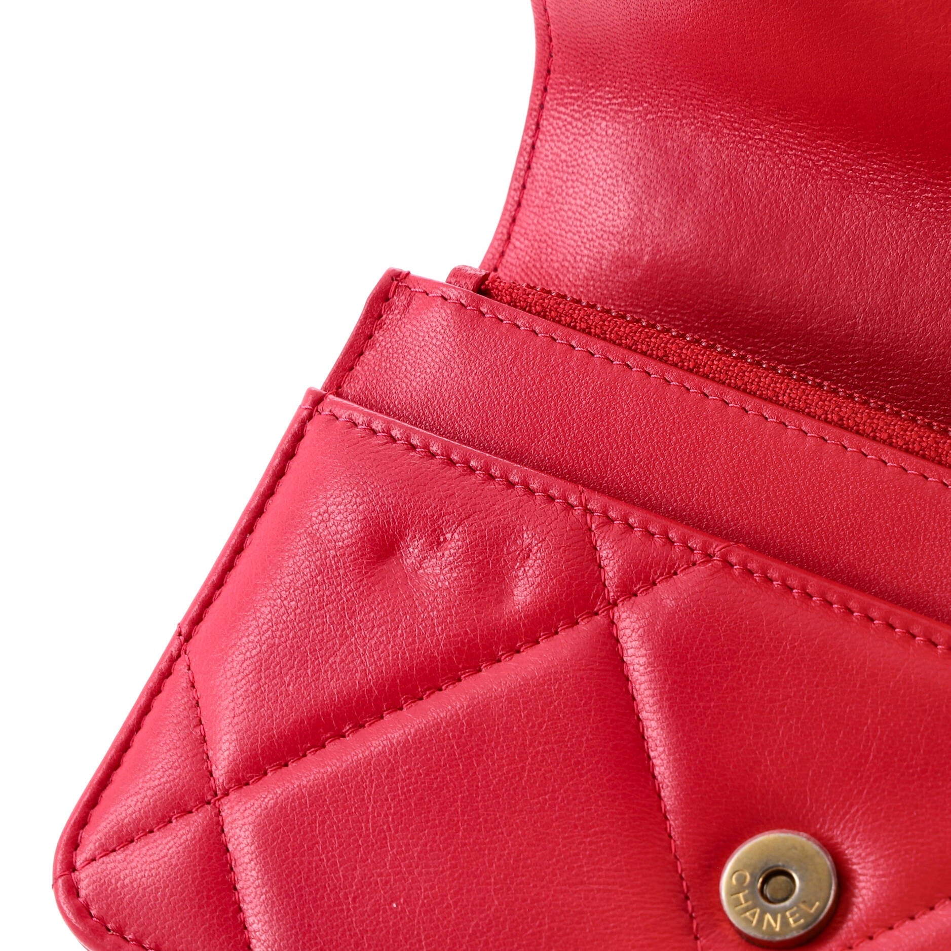 19 Wallet on Chain Quilted Goatskin