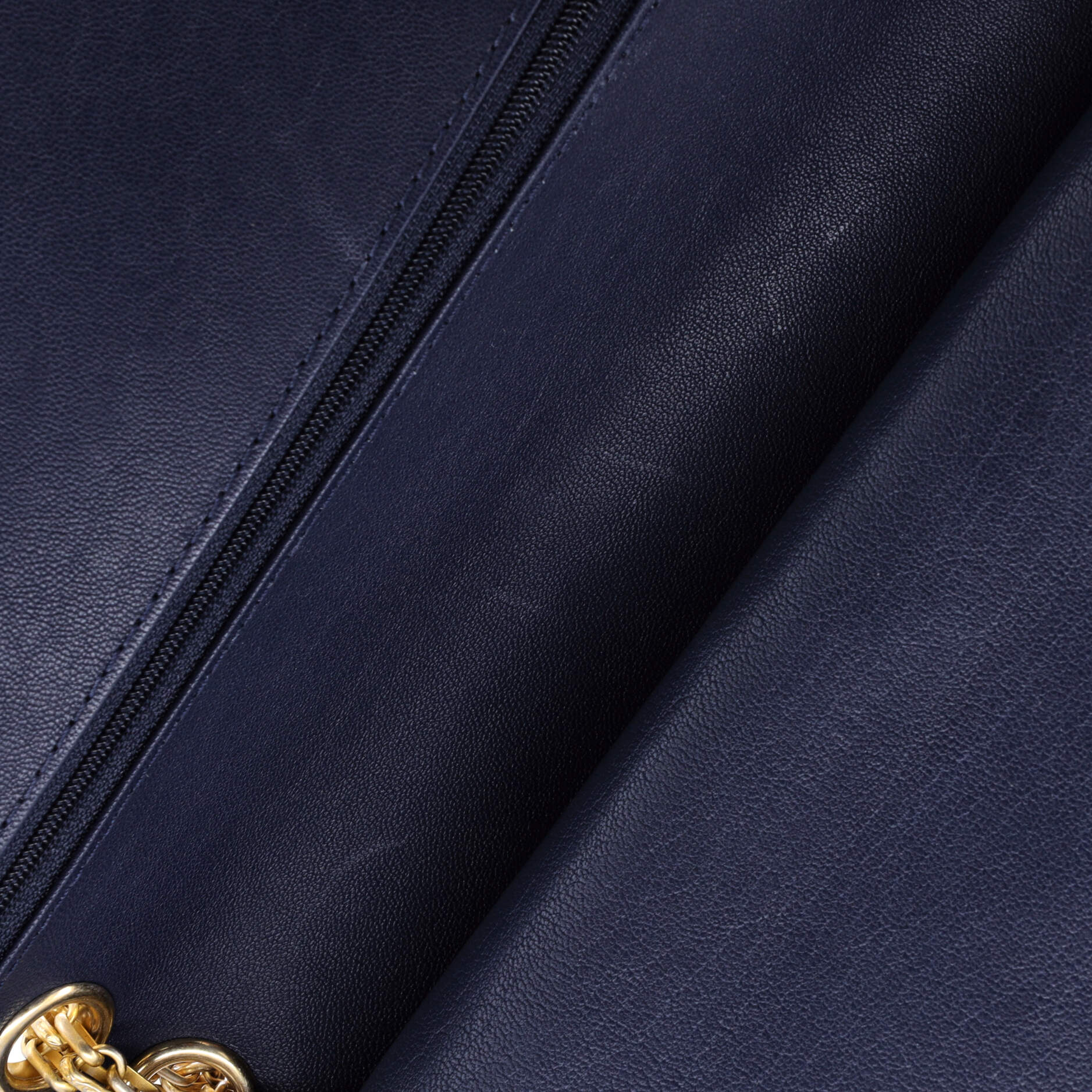 Reissue 2.55 Flap Bag Chevron Sheepskin 227