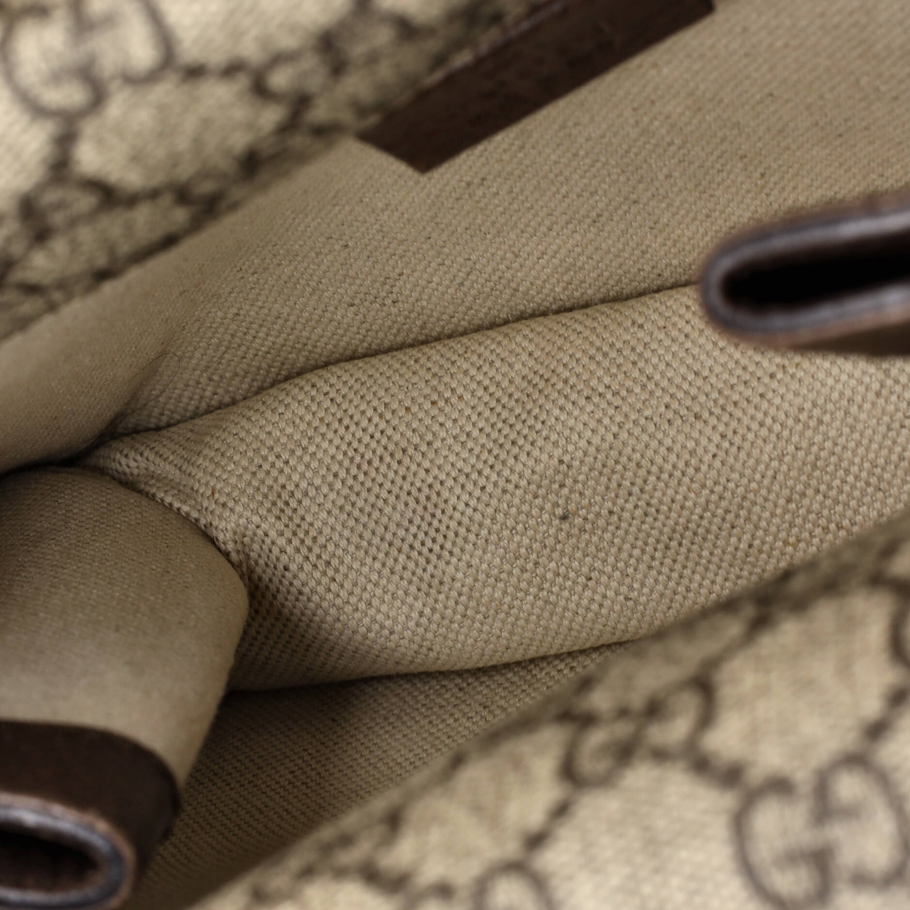 Neo Vintage Flap Messenger GG Coated Canvas Small