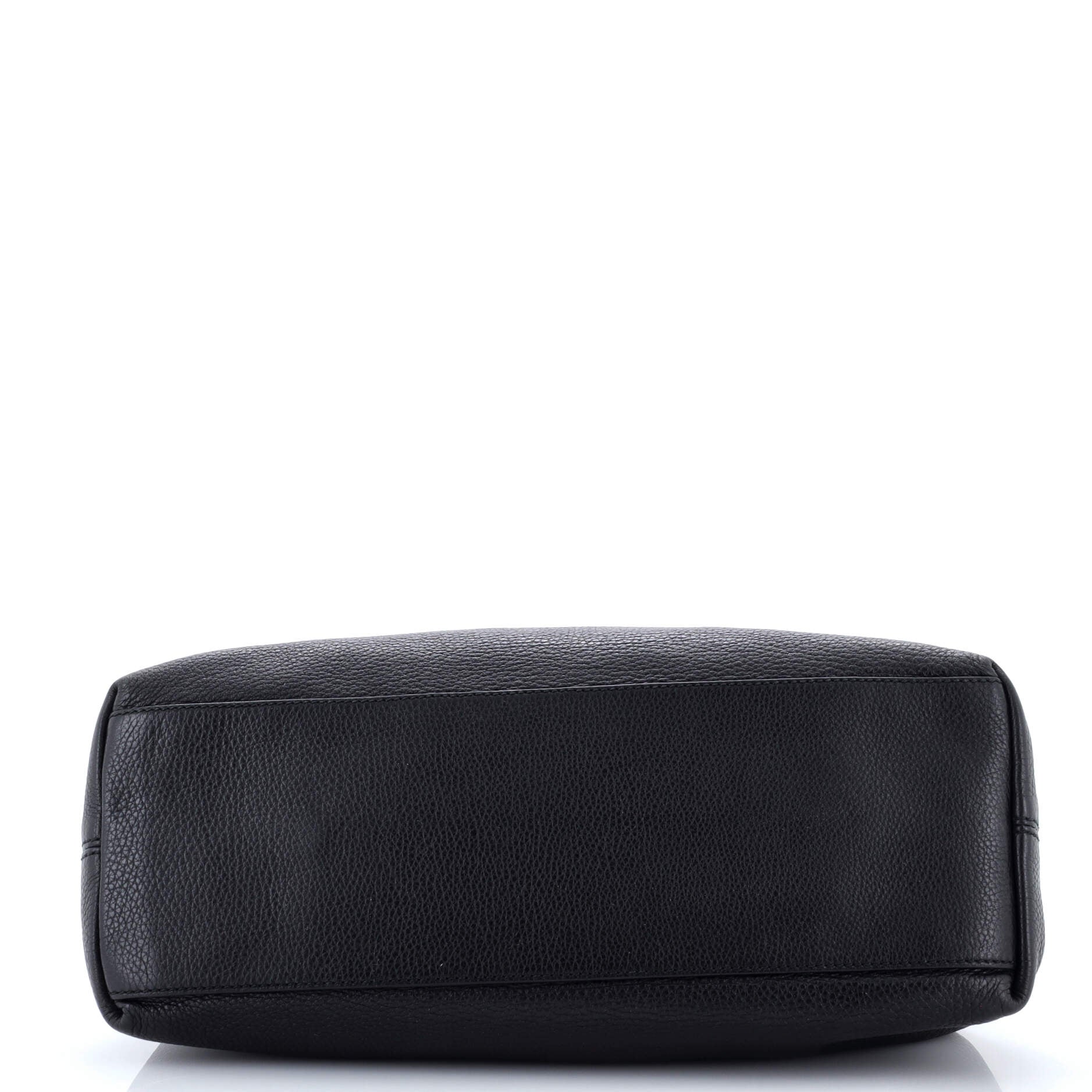 Soho Chain Strap Shoulder Bag Leather Medium