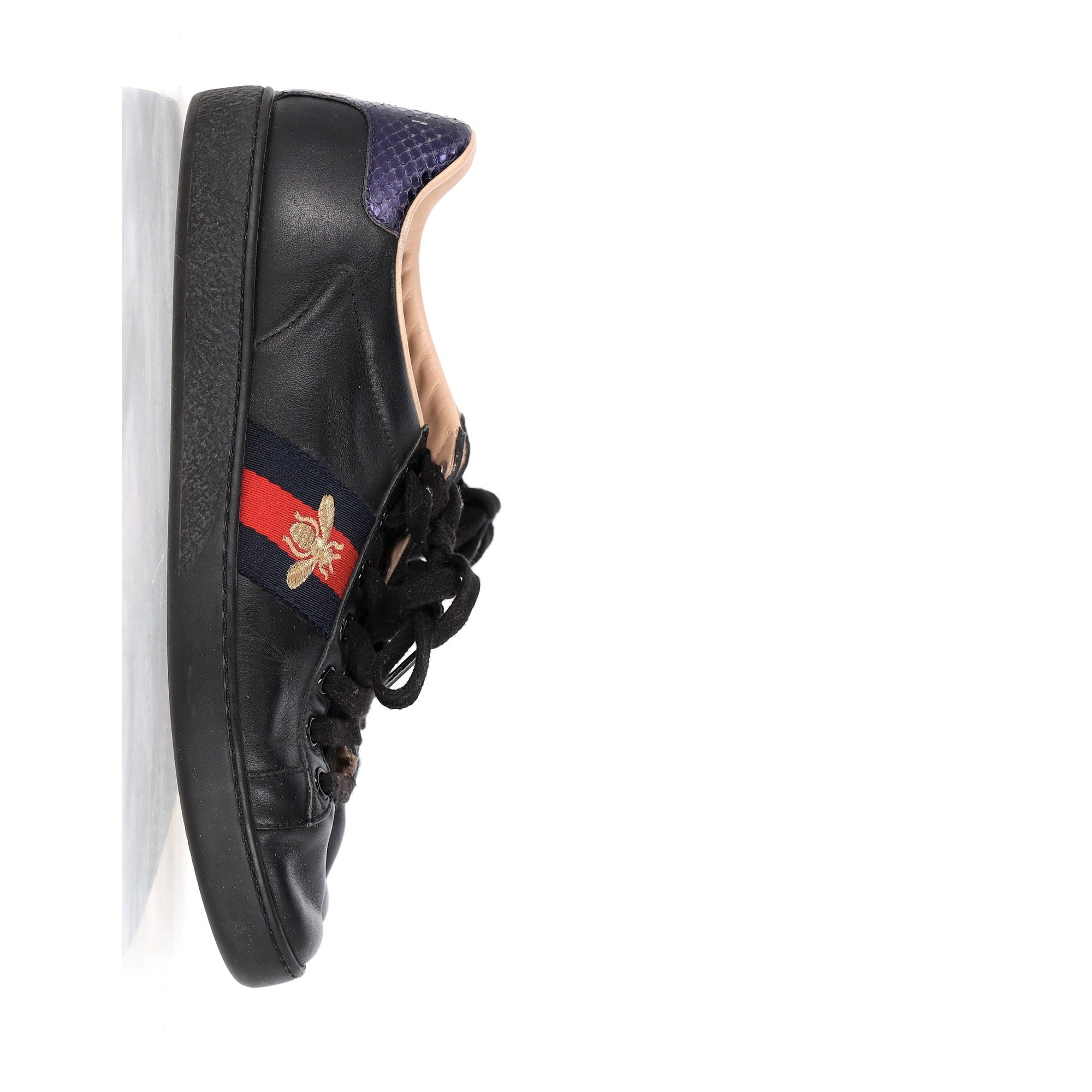 Men's  Gucci Ace Bee Low-Top Sneakers in Black Calfskin Leather