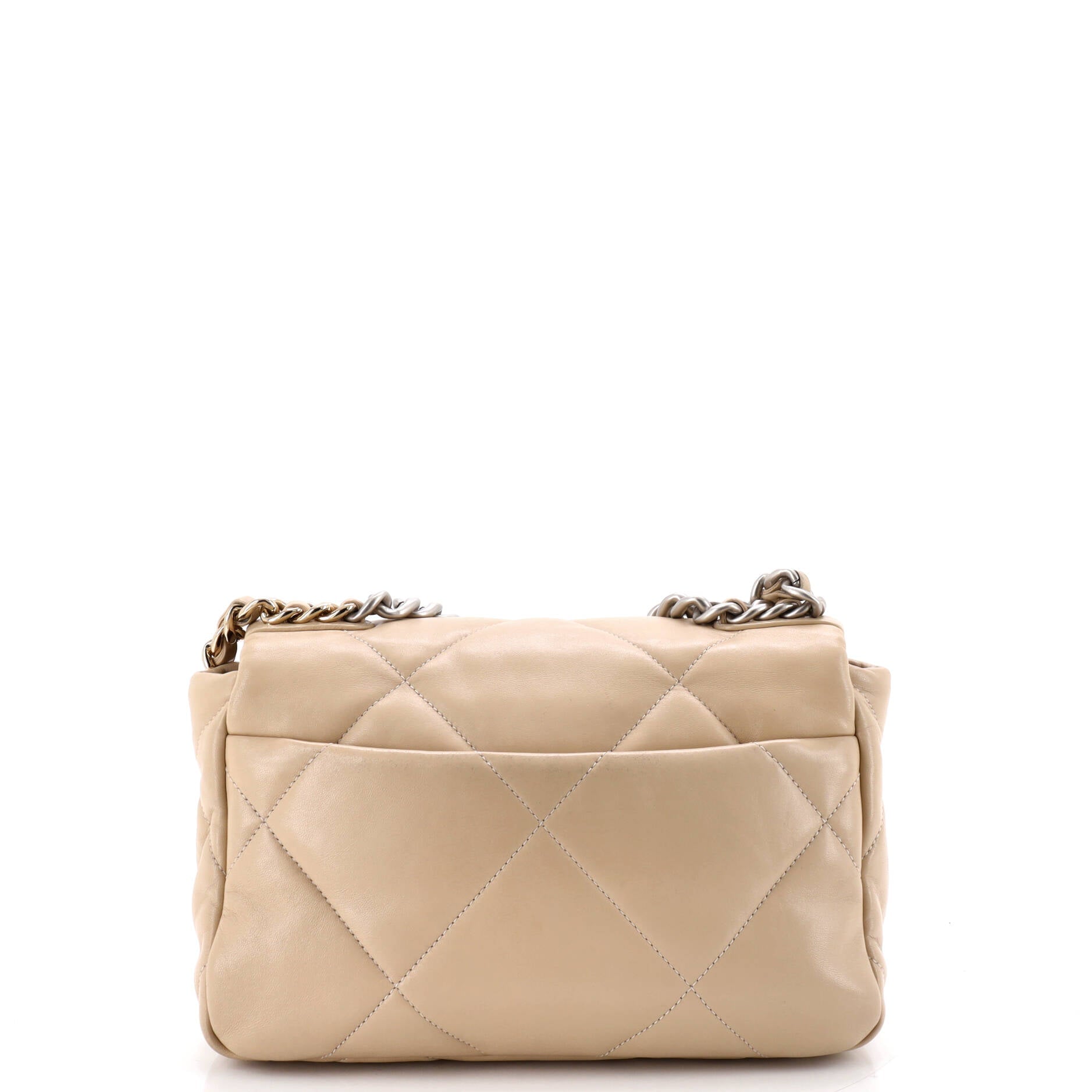 19 Flap Bag Quilted Leather Medium
