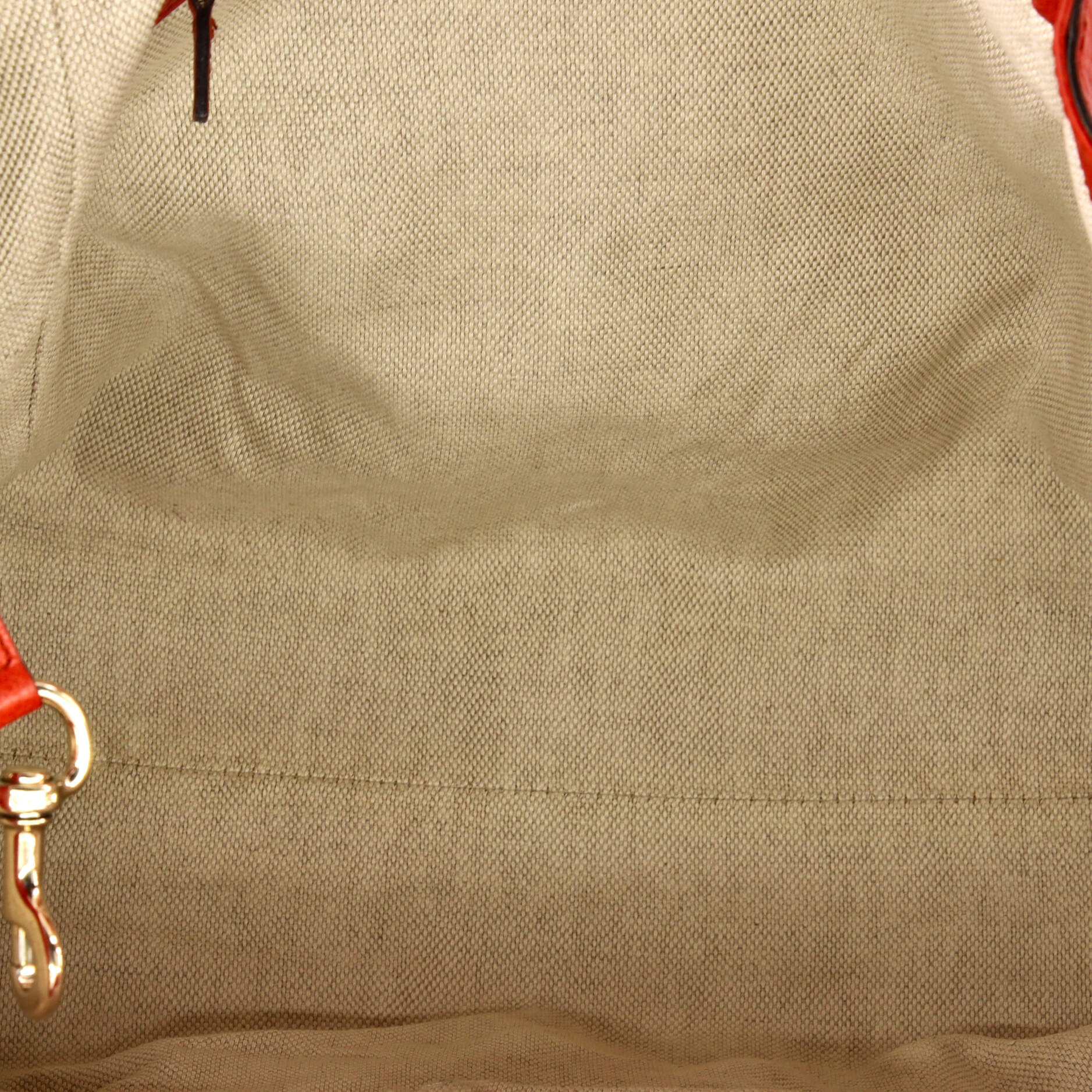 Soho Shoulder Bag Leather Medium