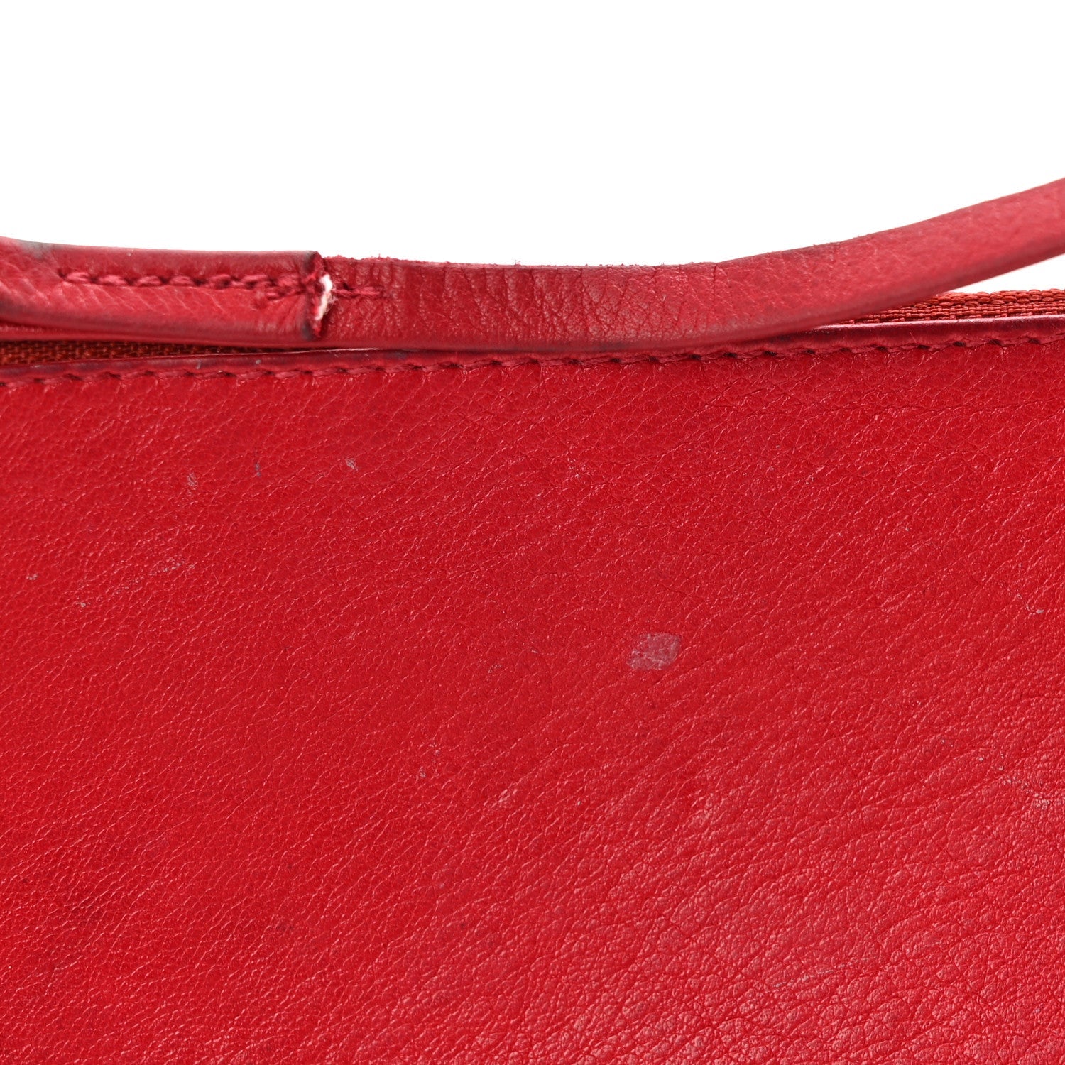 Lambskin Diamond Stitched CC Drawstring Shoulder Bag Red