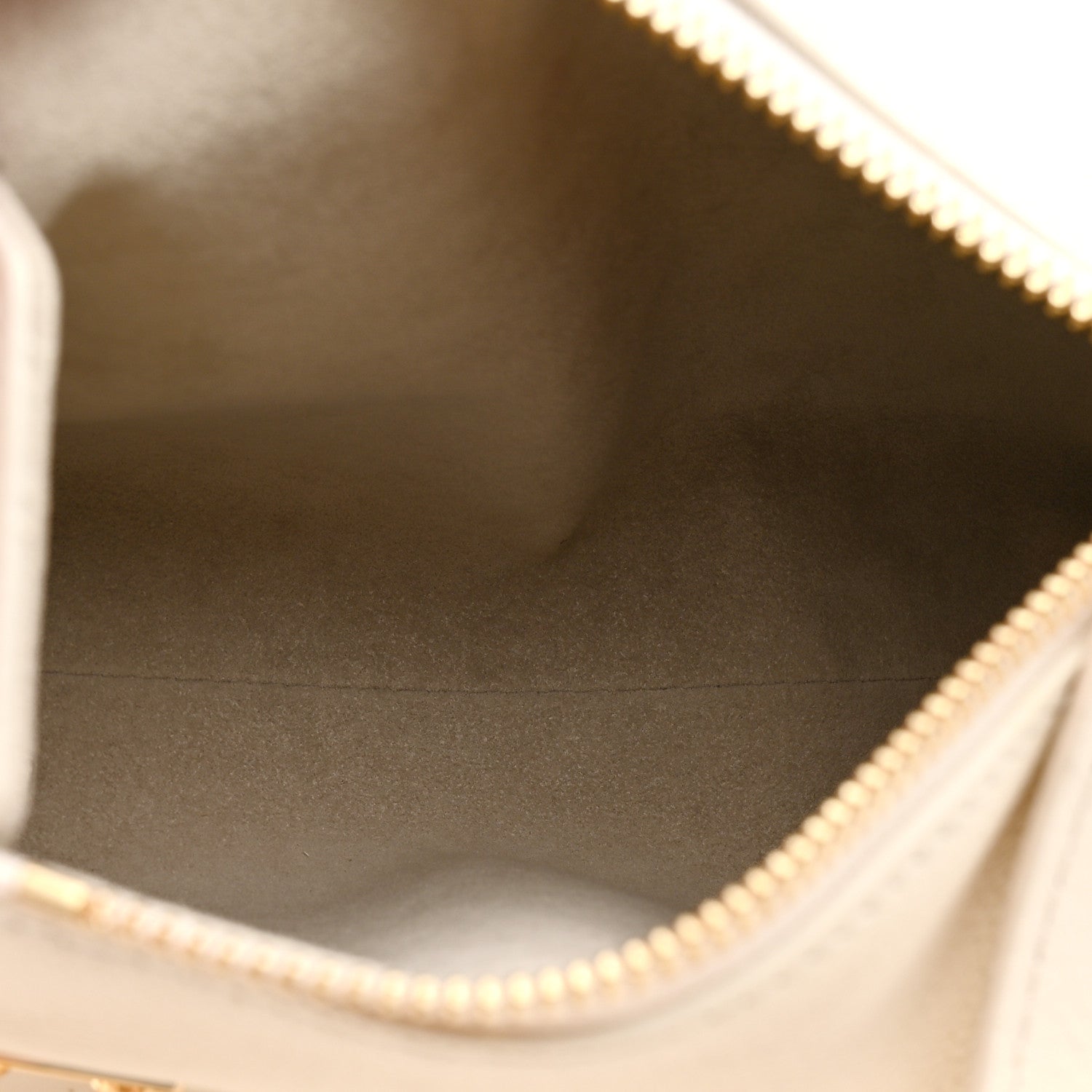 Calfskin Side Trunk PM Chalk
