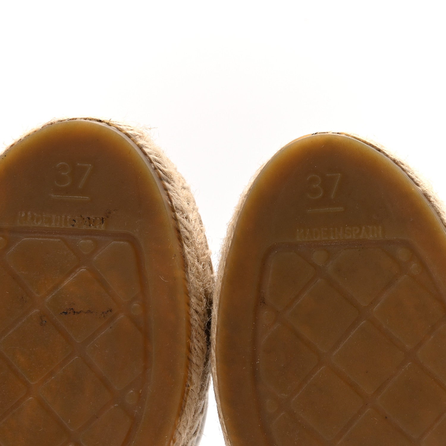 Lambskin Quilted CC Espadrilles 37 White Beige