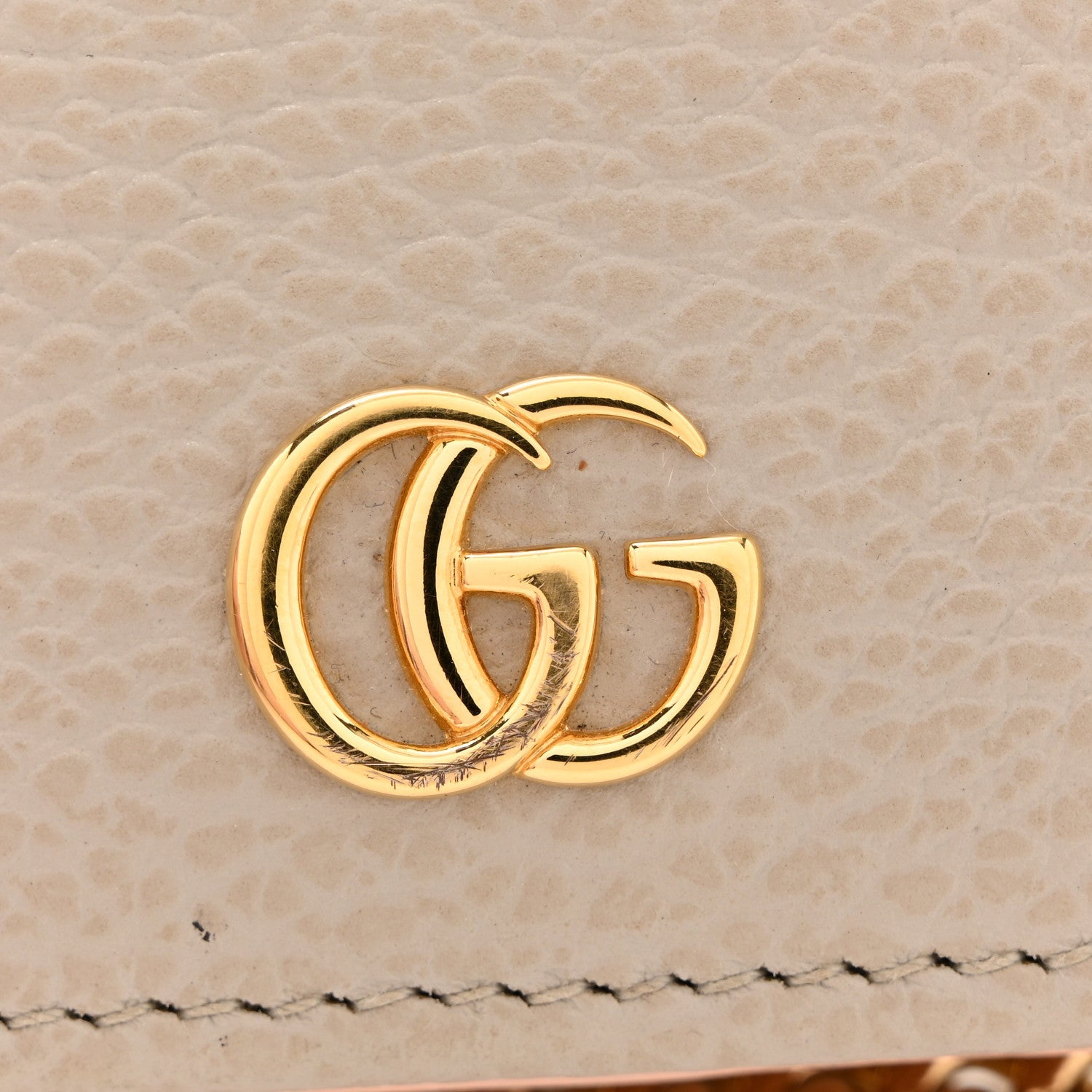 Dollar Calfskin Mini GG Marmont Chain Wallet Grey Light Pink