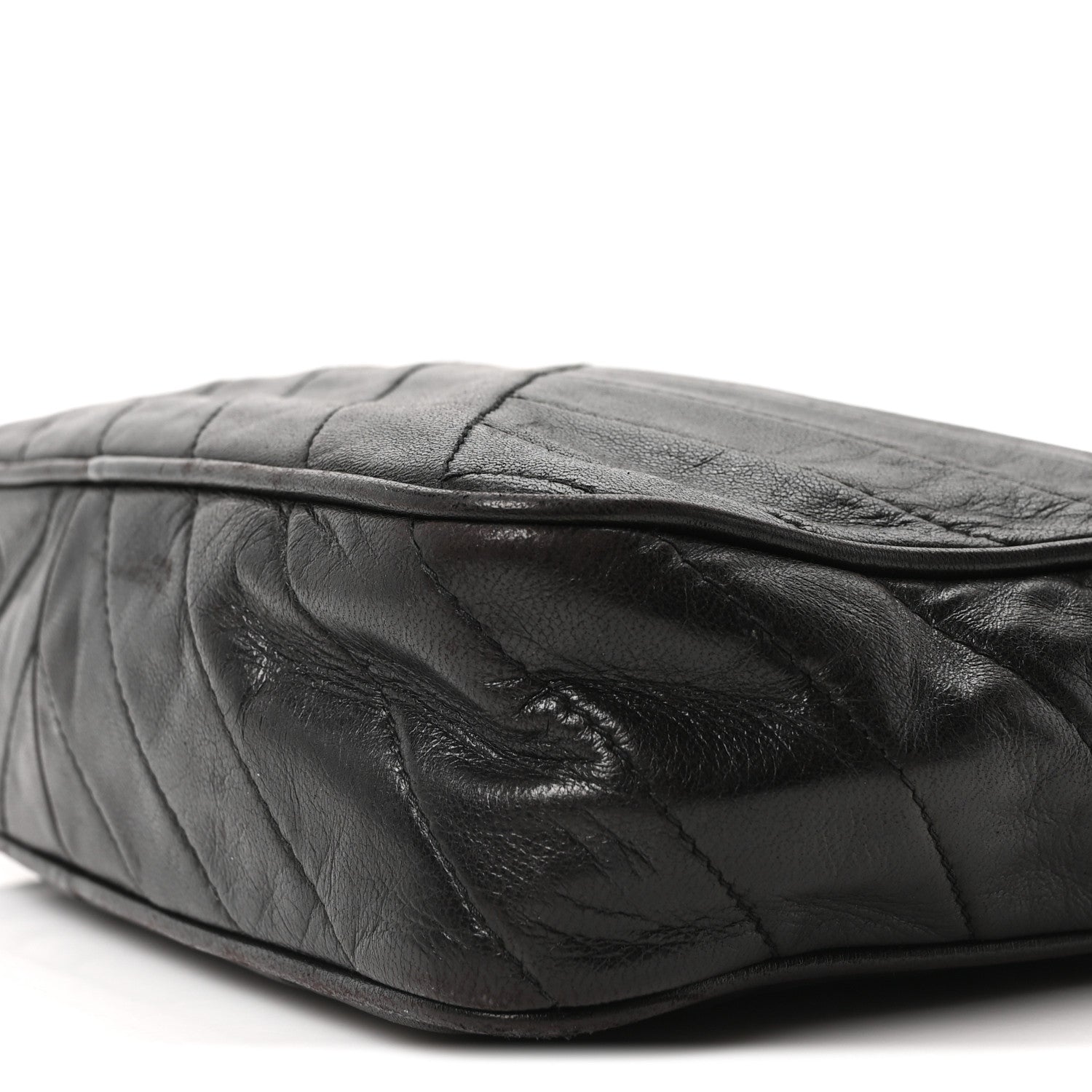 Lambskin Chevron Quilted Tassel Camera Case Black