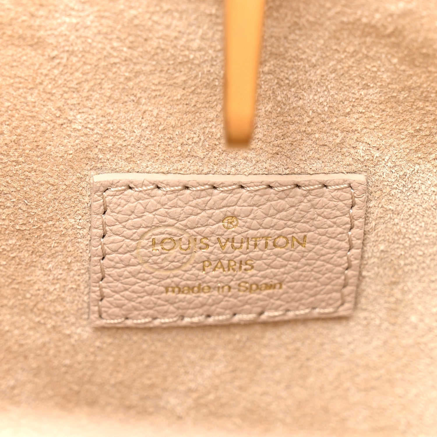 Grained Calfskin Low Key Hobo MM Limestone