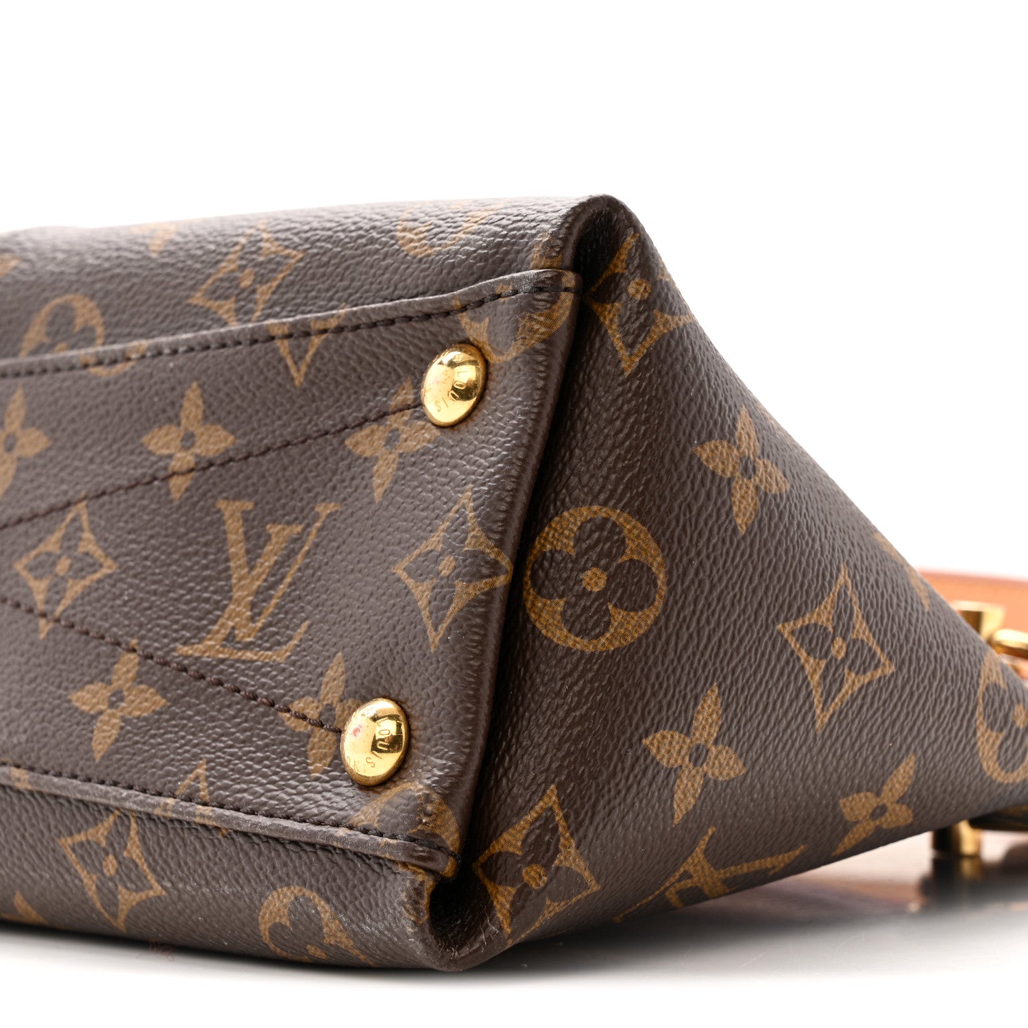 Monogram V Tote BB Cherry