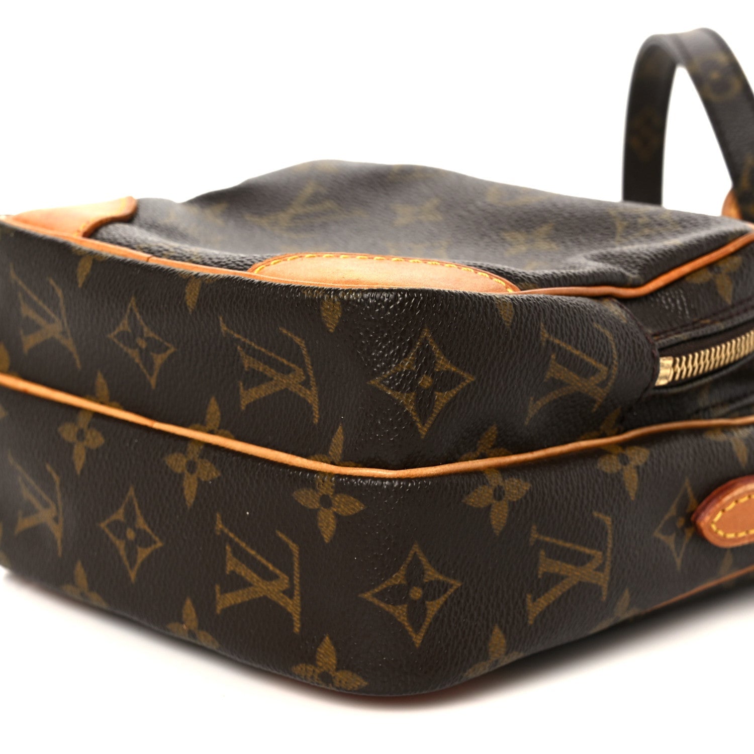 Monogram Amazone