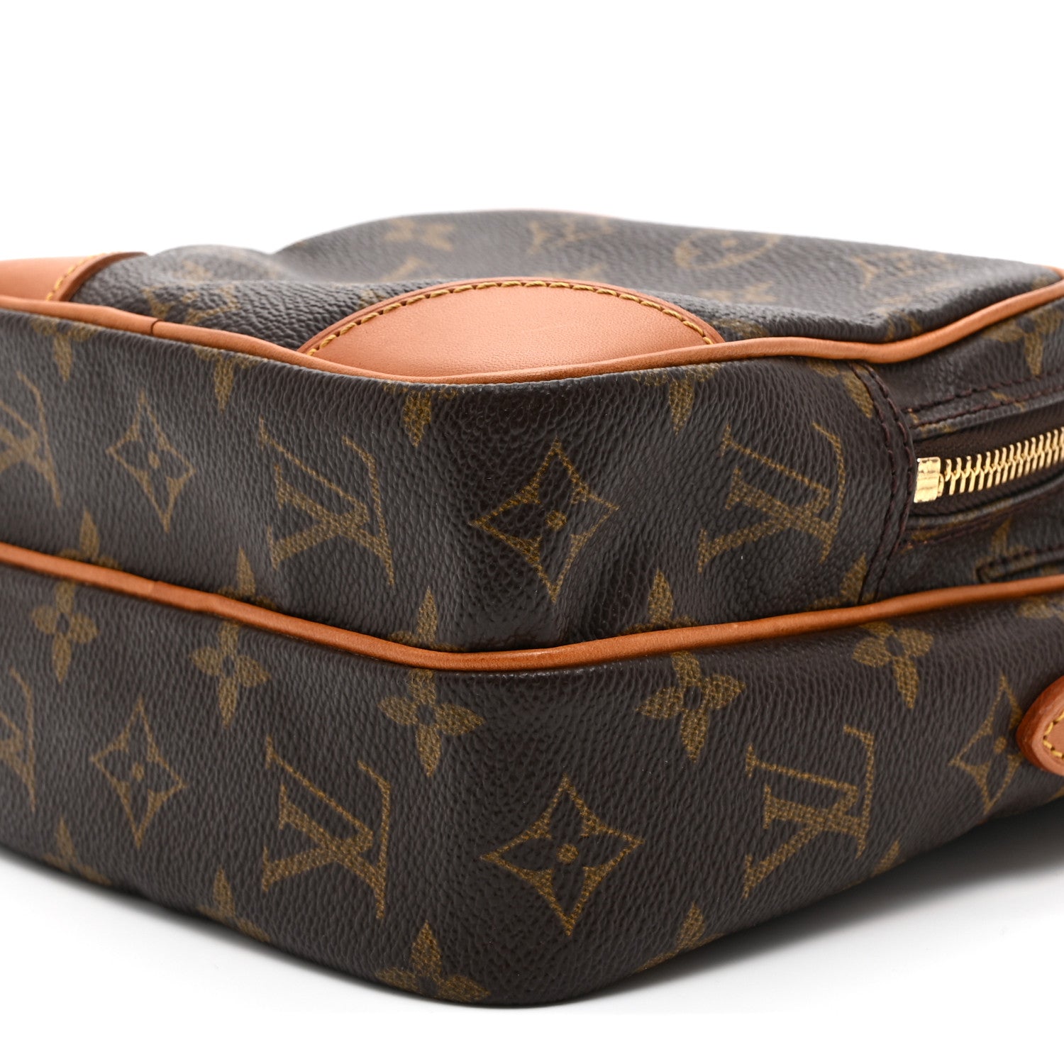 Monogram Amazone