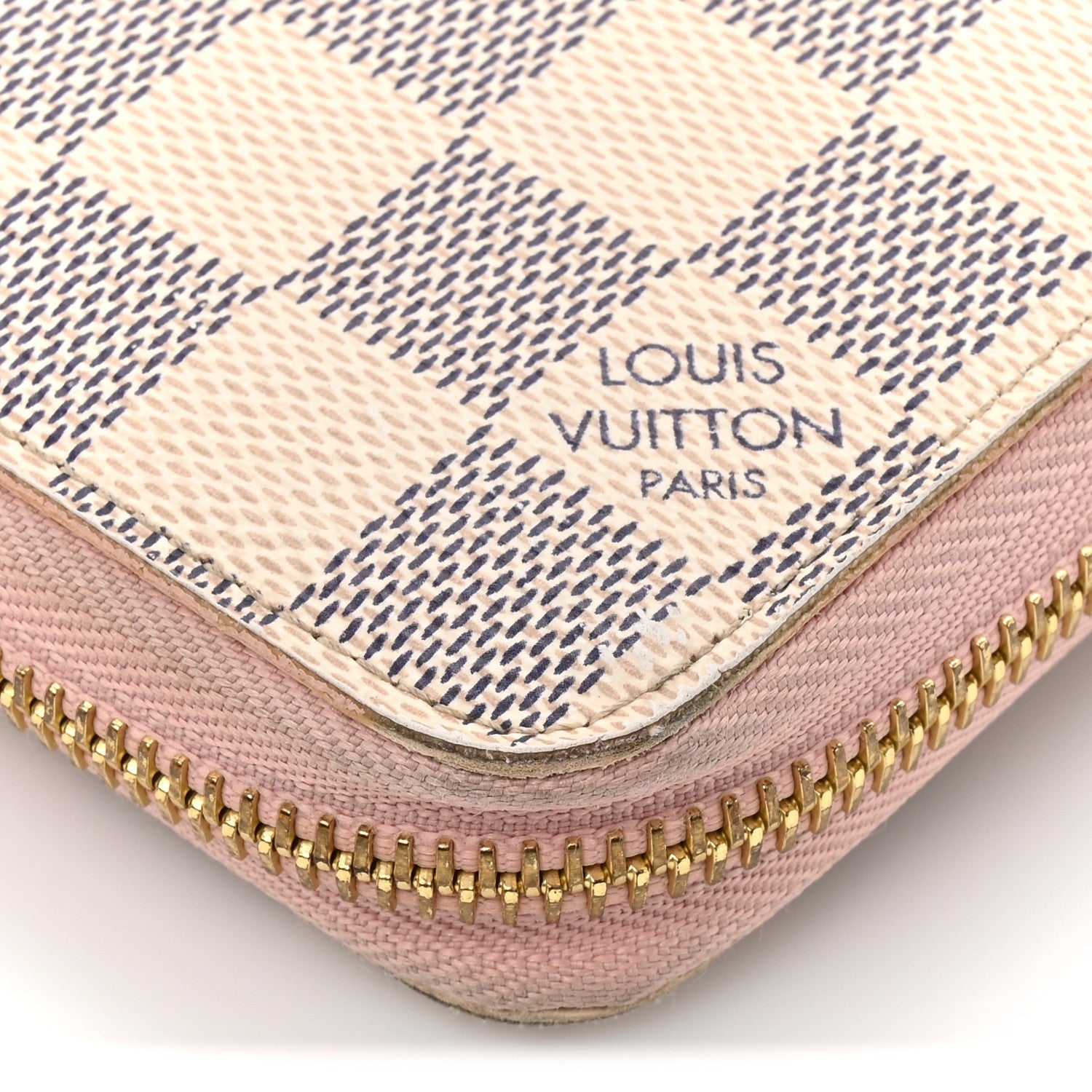 Damier Azur Zippy Wallet Rose Ballerine