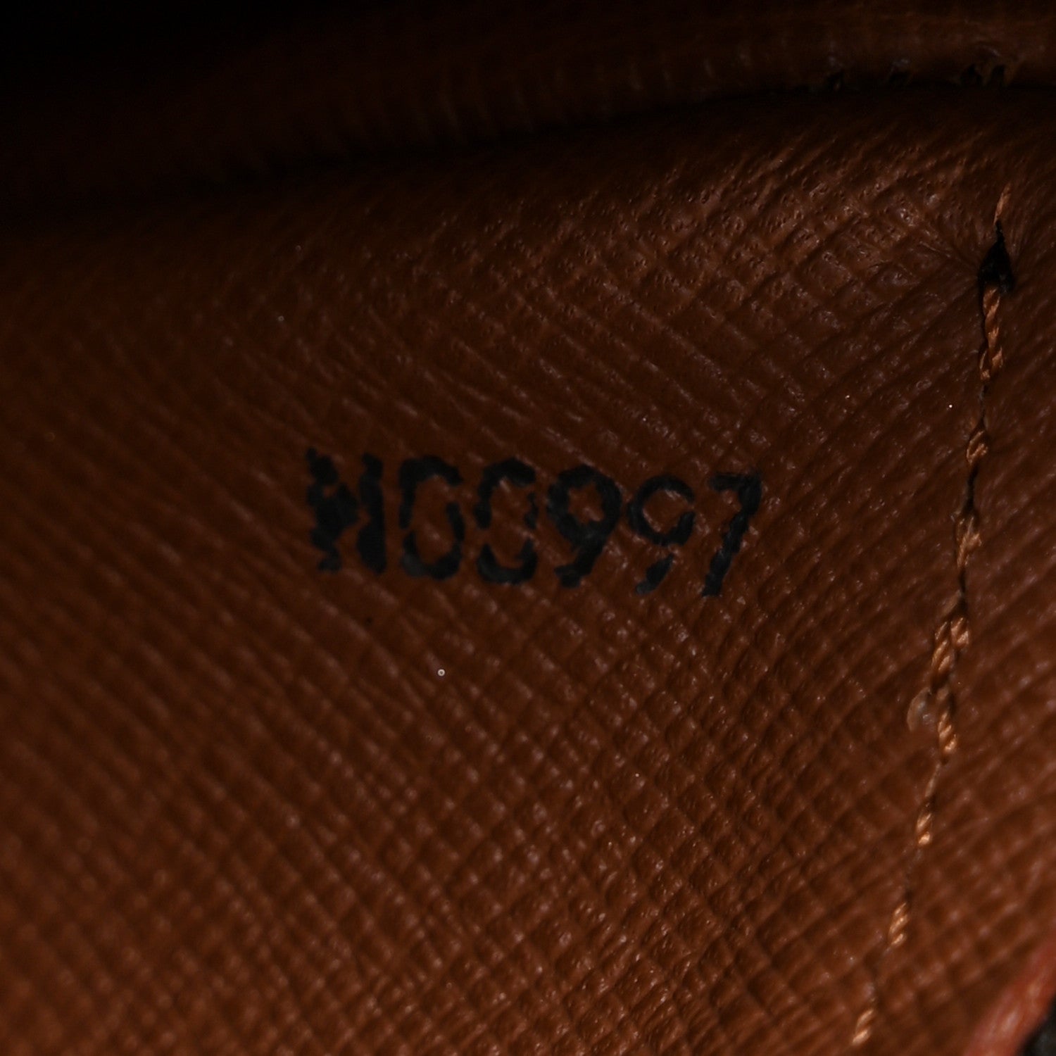 Monogram Papillon 30