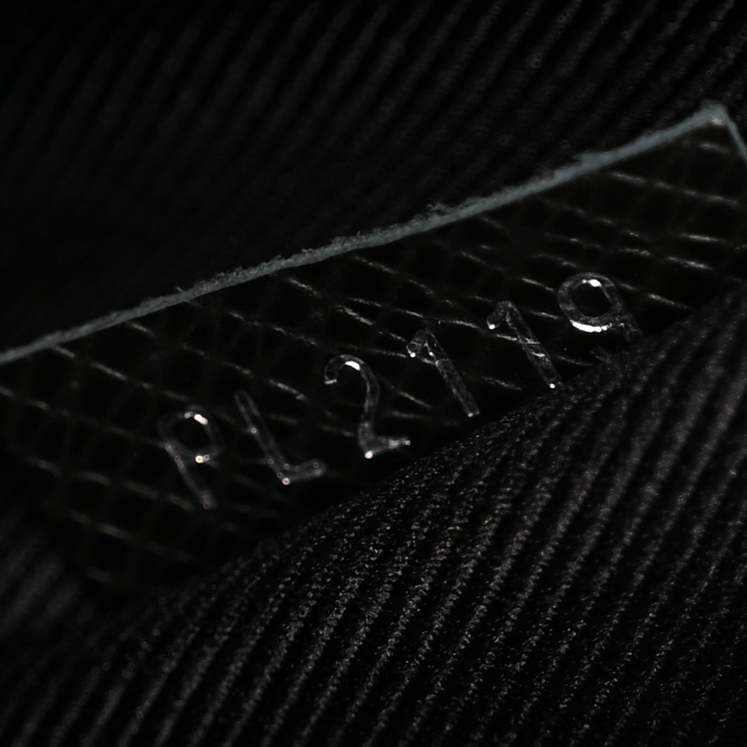 Taiga Roman PM Messenger Black