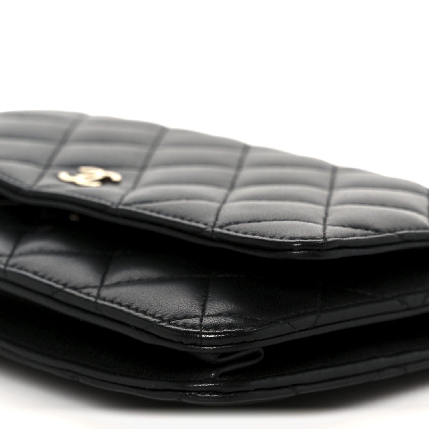 Lambskin Quilted Wallet On Chain WOC Black