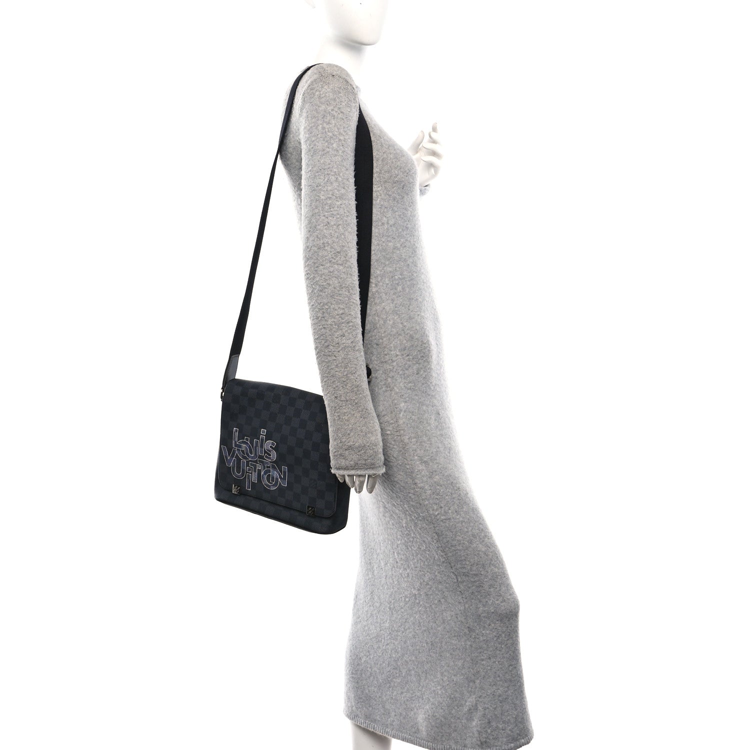 Damier Graphite Logo District PM Grey