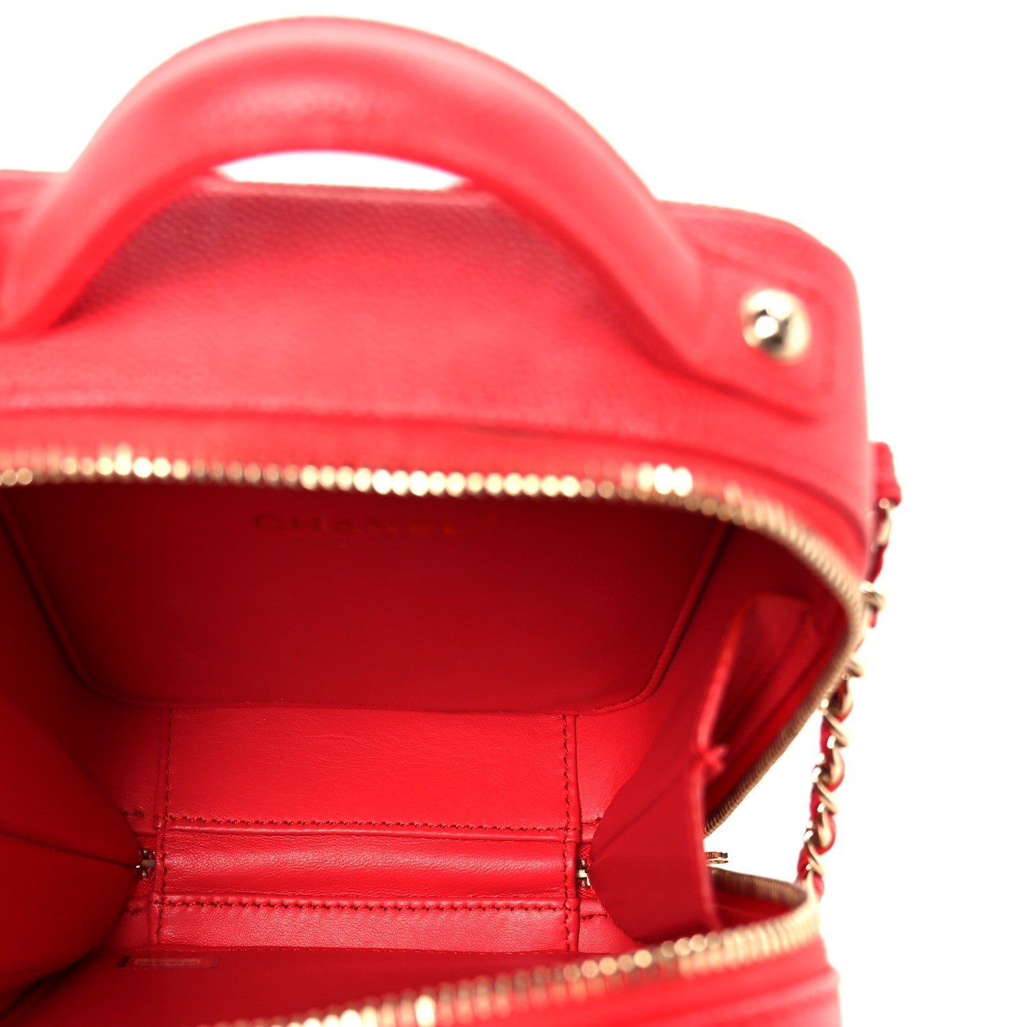 Caviar Quilted CC North South Filigree Vanity Case Red