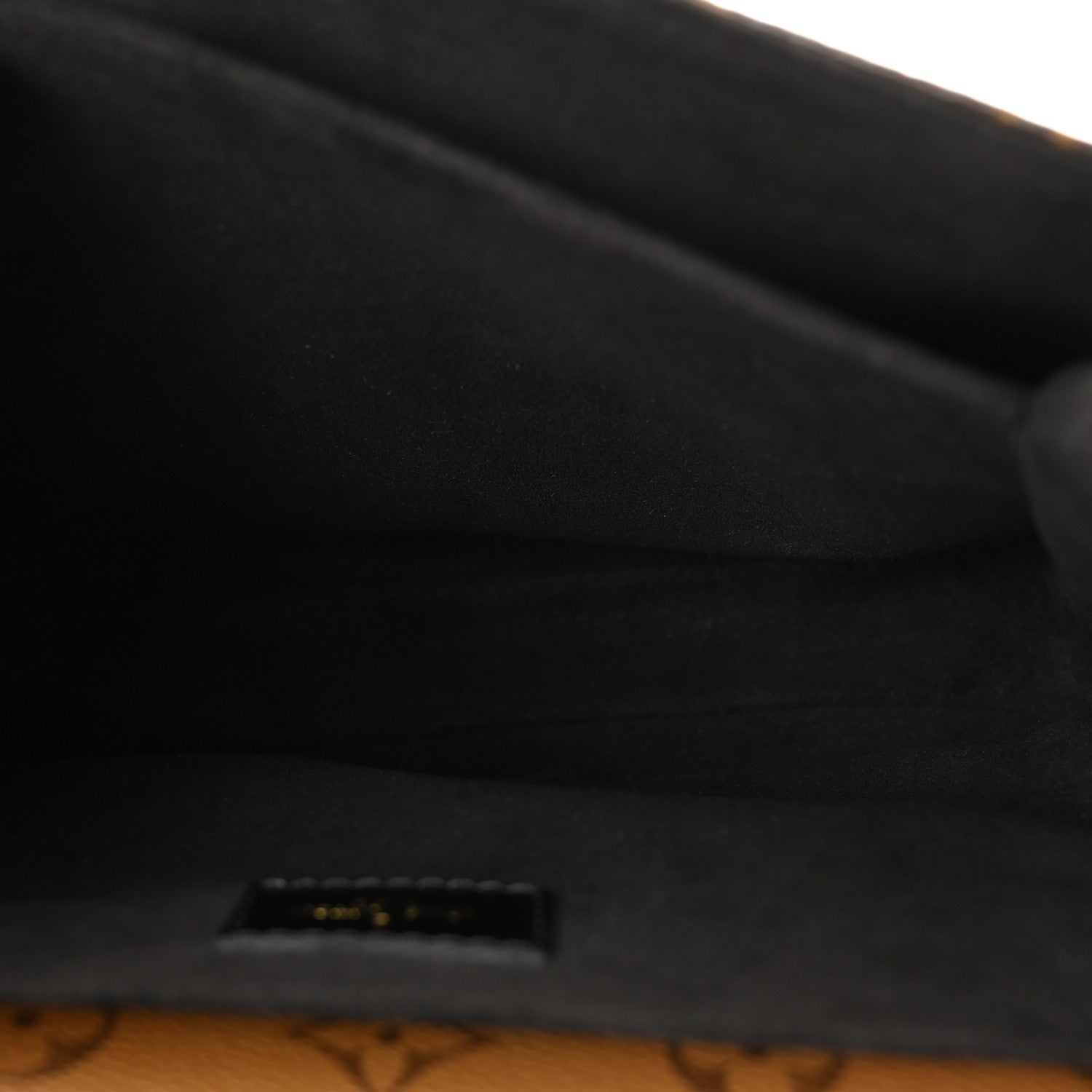 Reverse Monogram Pochette Metis