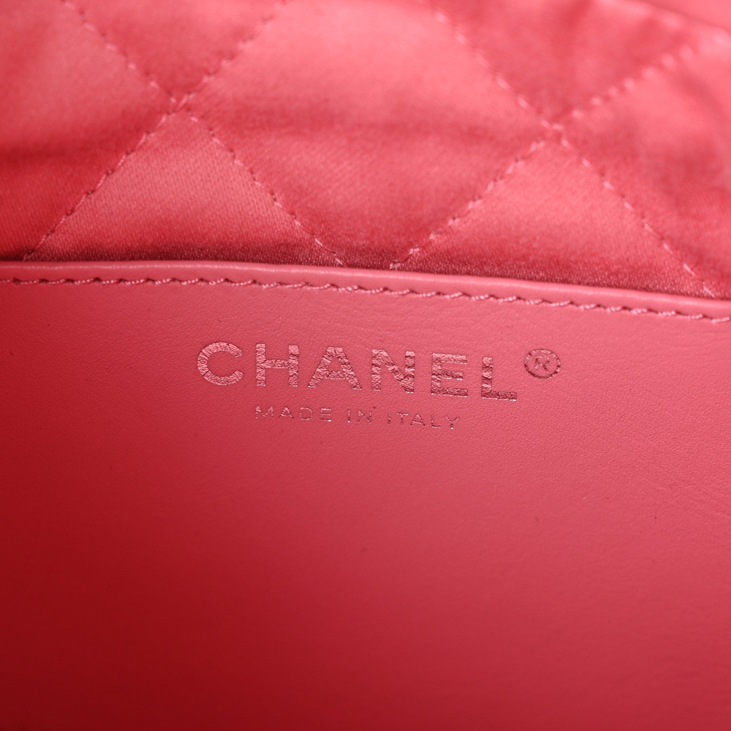 Shiny Calfskin Quilted Mini Chanel 22 Pink