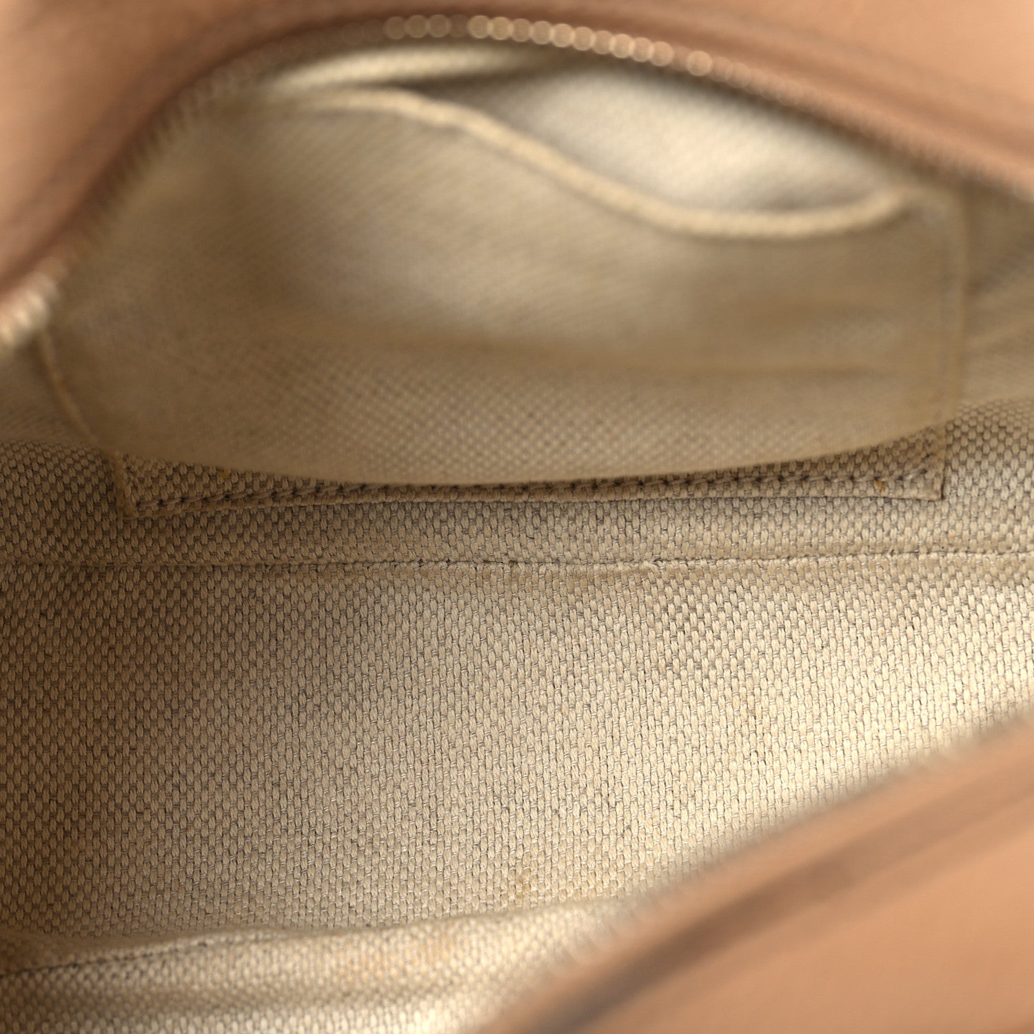 Pebbled Calfskin Small Soho Disco Bag Camelia