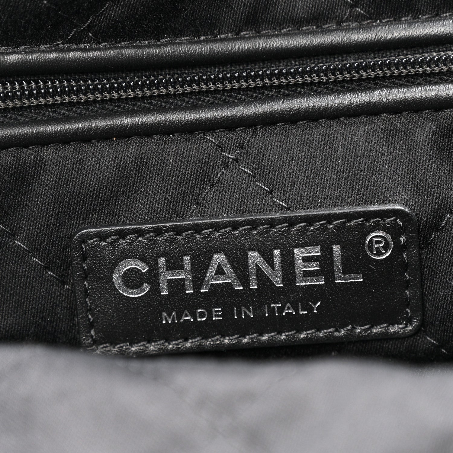 Denim Quilted Floral Print Small Chanel 22 Black
