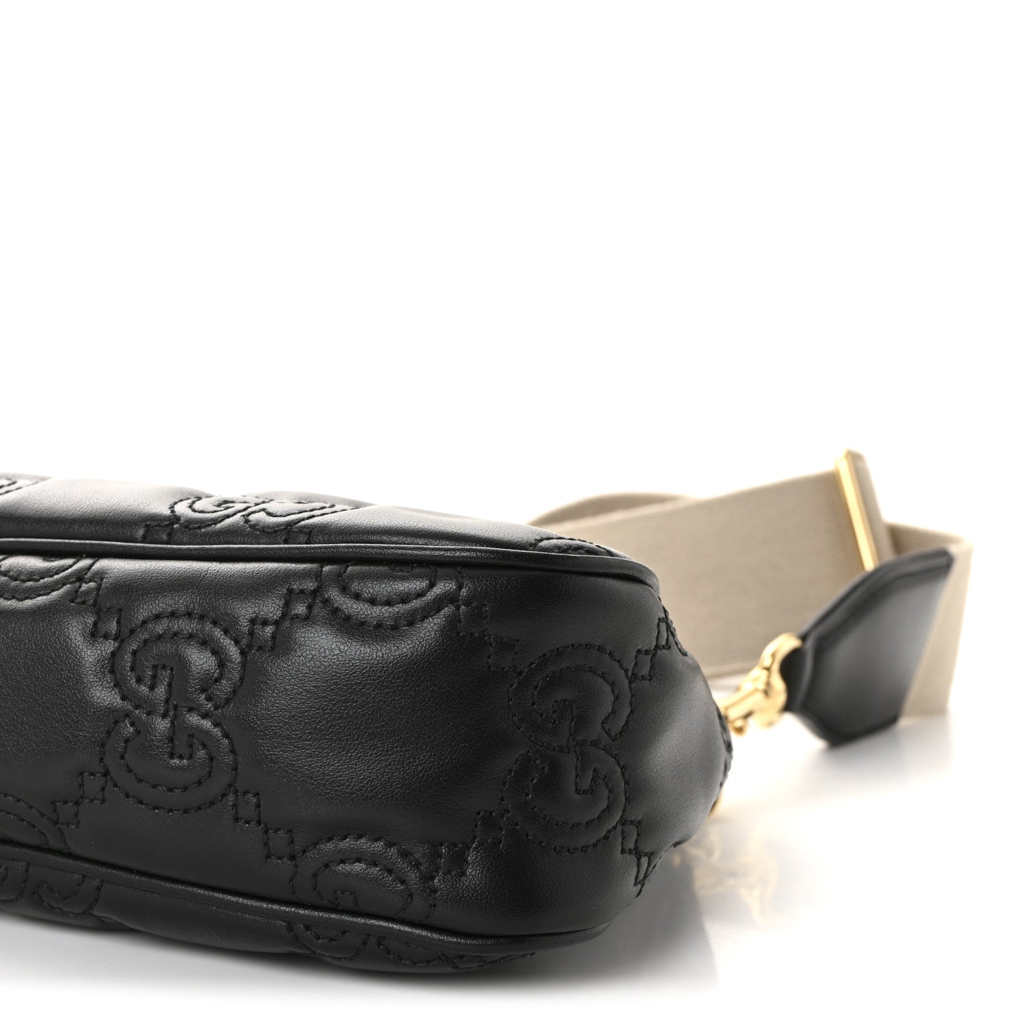 Calfskin GG Matelasse Chain Handbag Black Natural