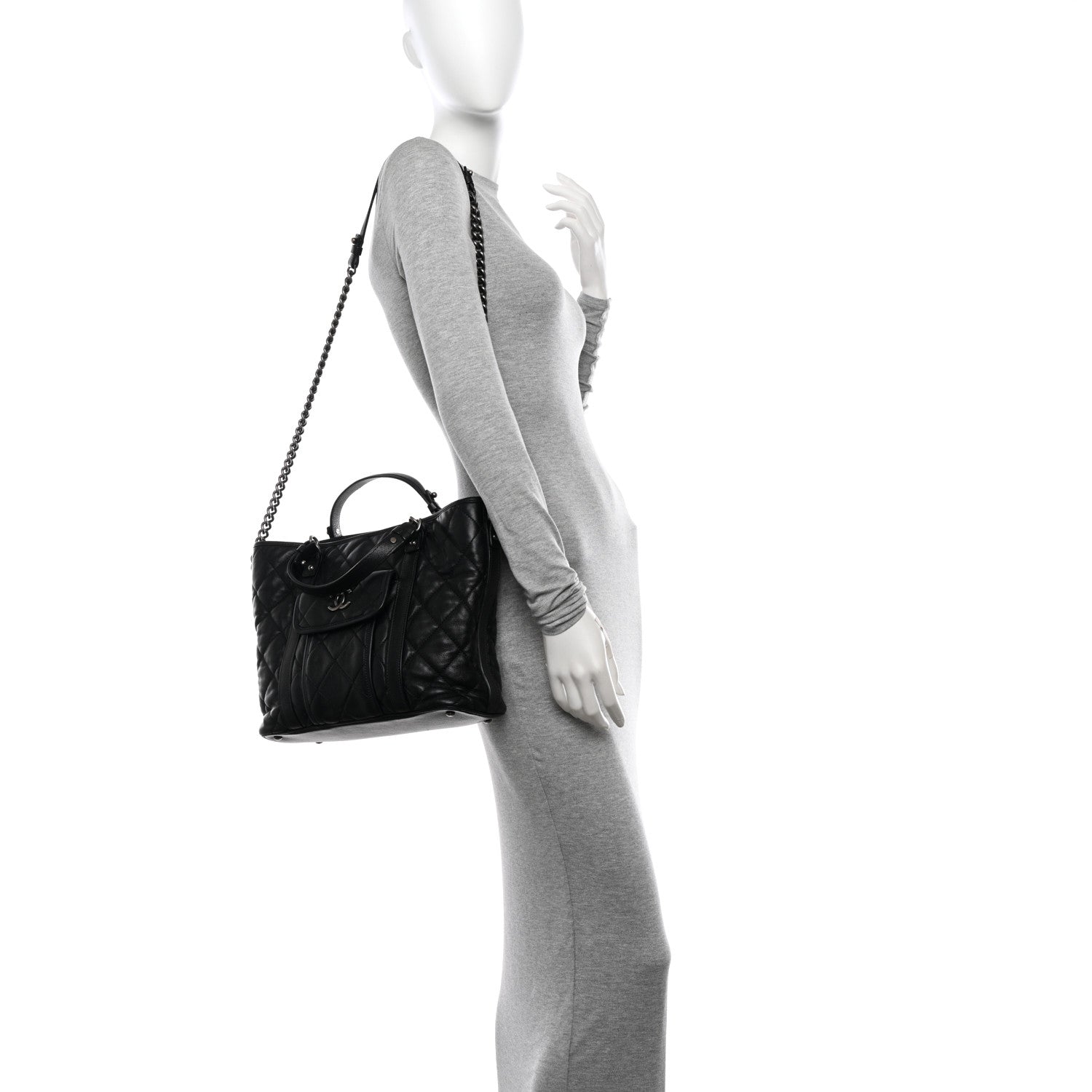 Calfskin Quilted Small Casual Riviera Tote Black