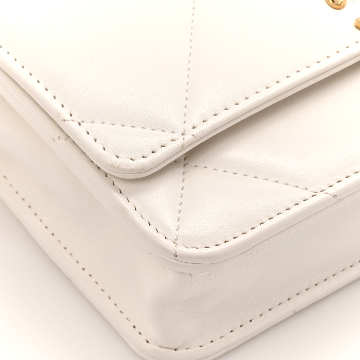 Lambskin Quilted Chanel 19 Wallet On Chain WOC White