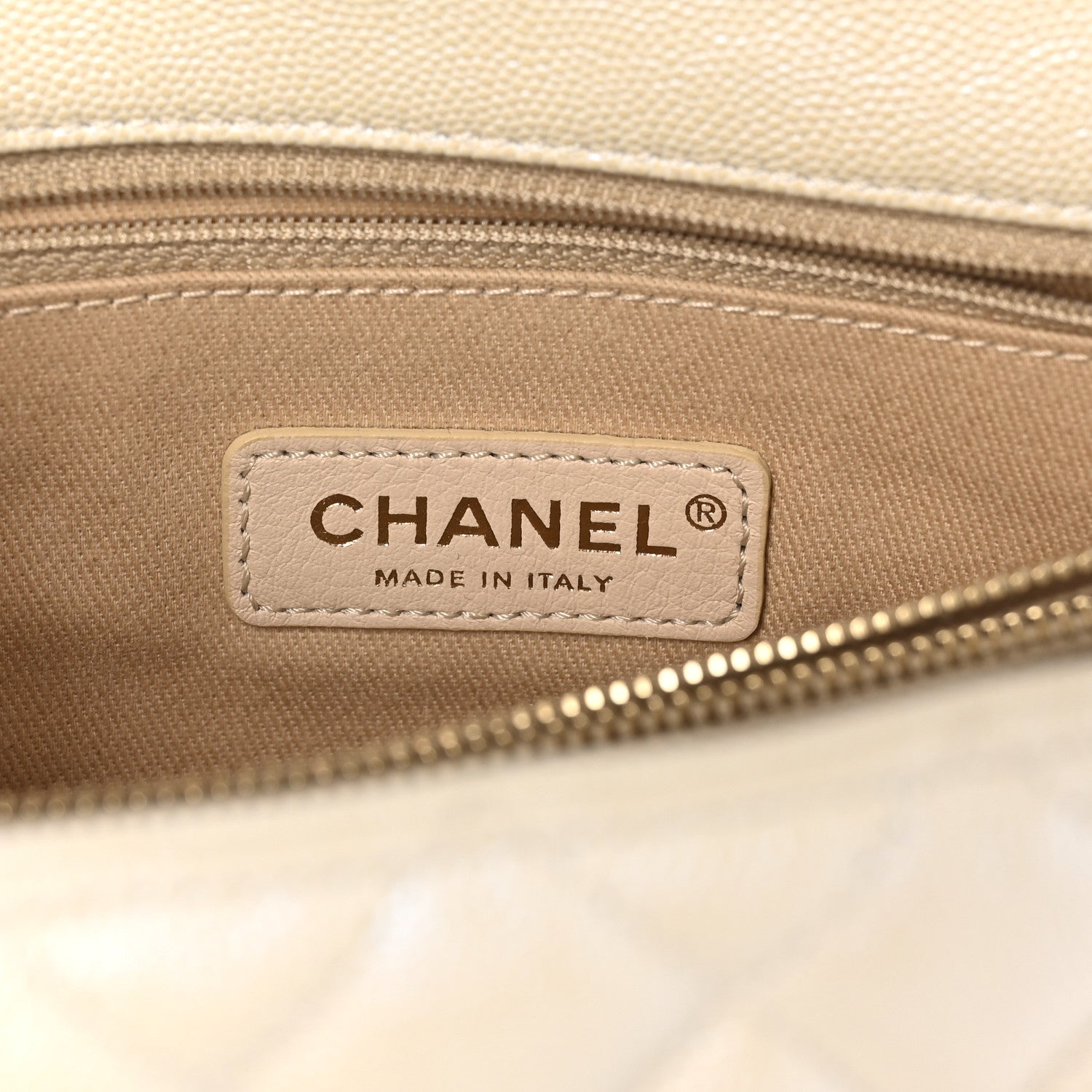 Iridescent Caviar Quilted Small Coco Handle Flap White