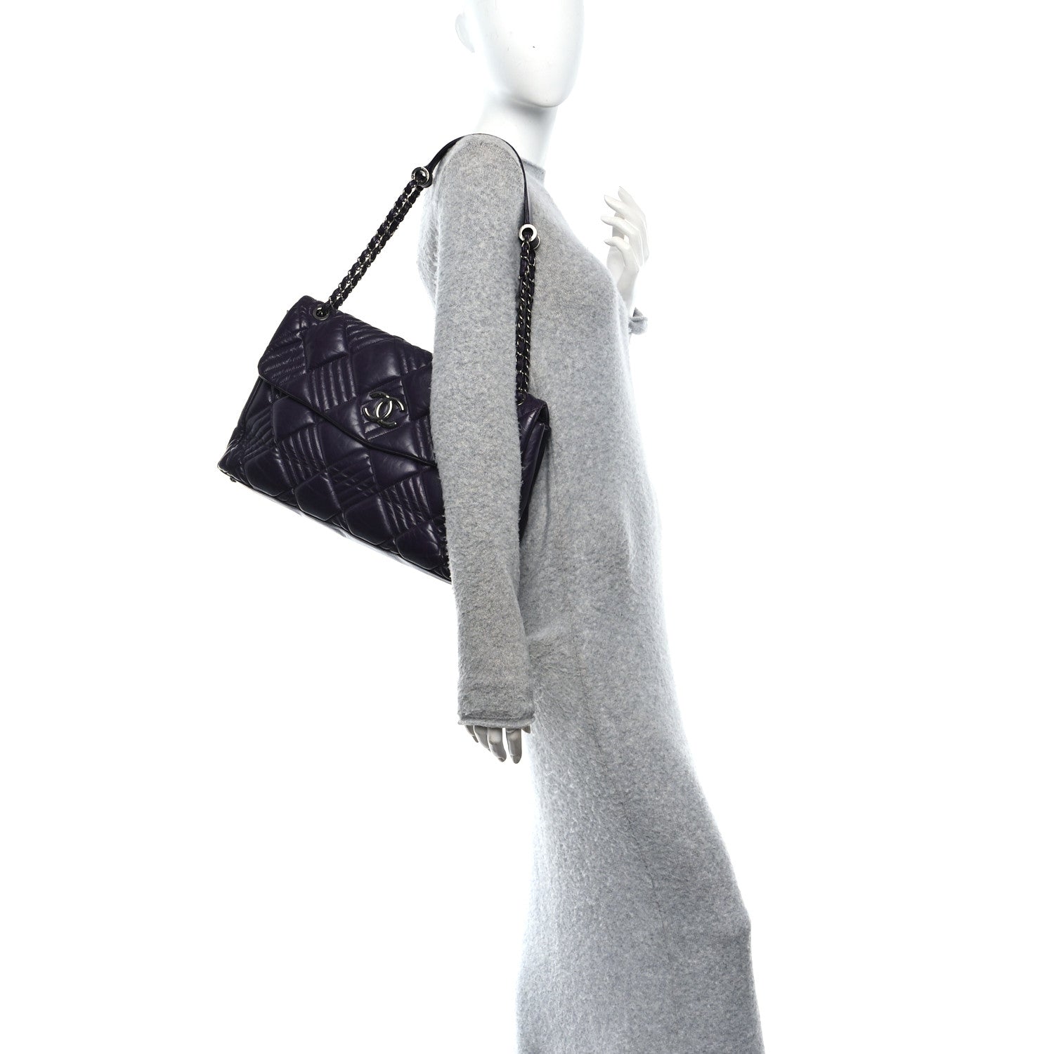 Lambskin In And Out XL Maxi Flap Dark Purple