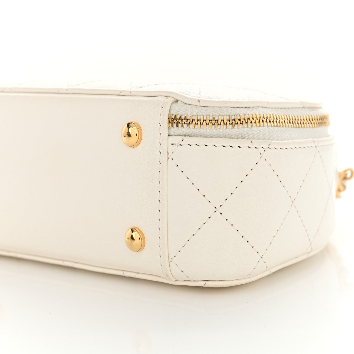 Lambskin Quilted Small Chic Riviera Top Handle Vanity Case White