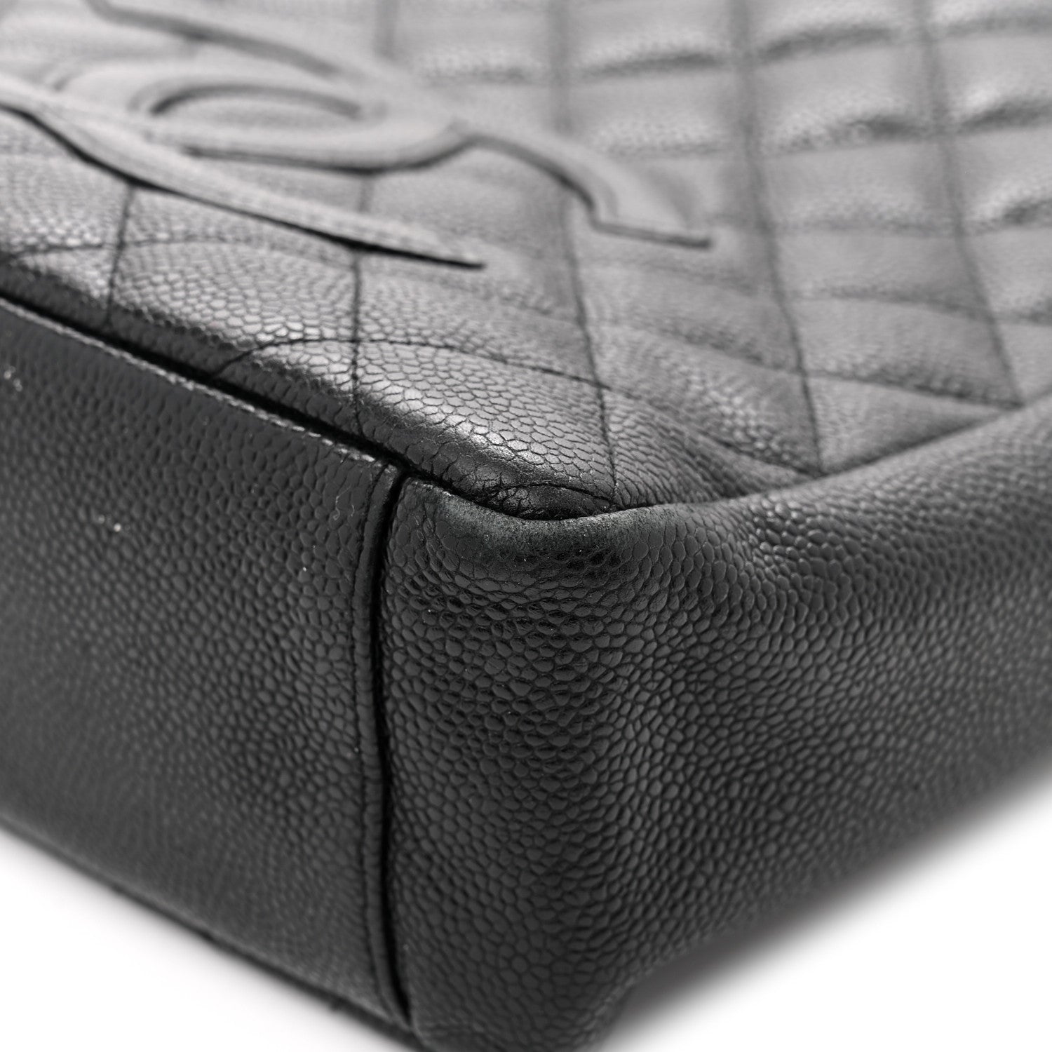 Caviar Quilted Petit Shopping Tote PST Black