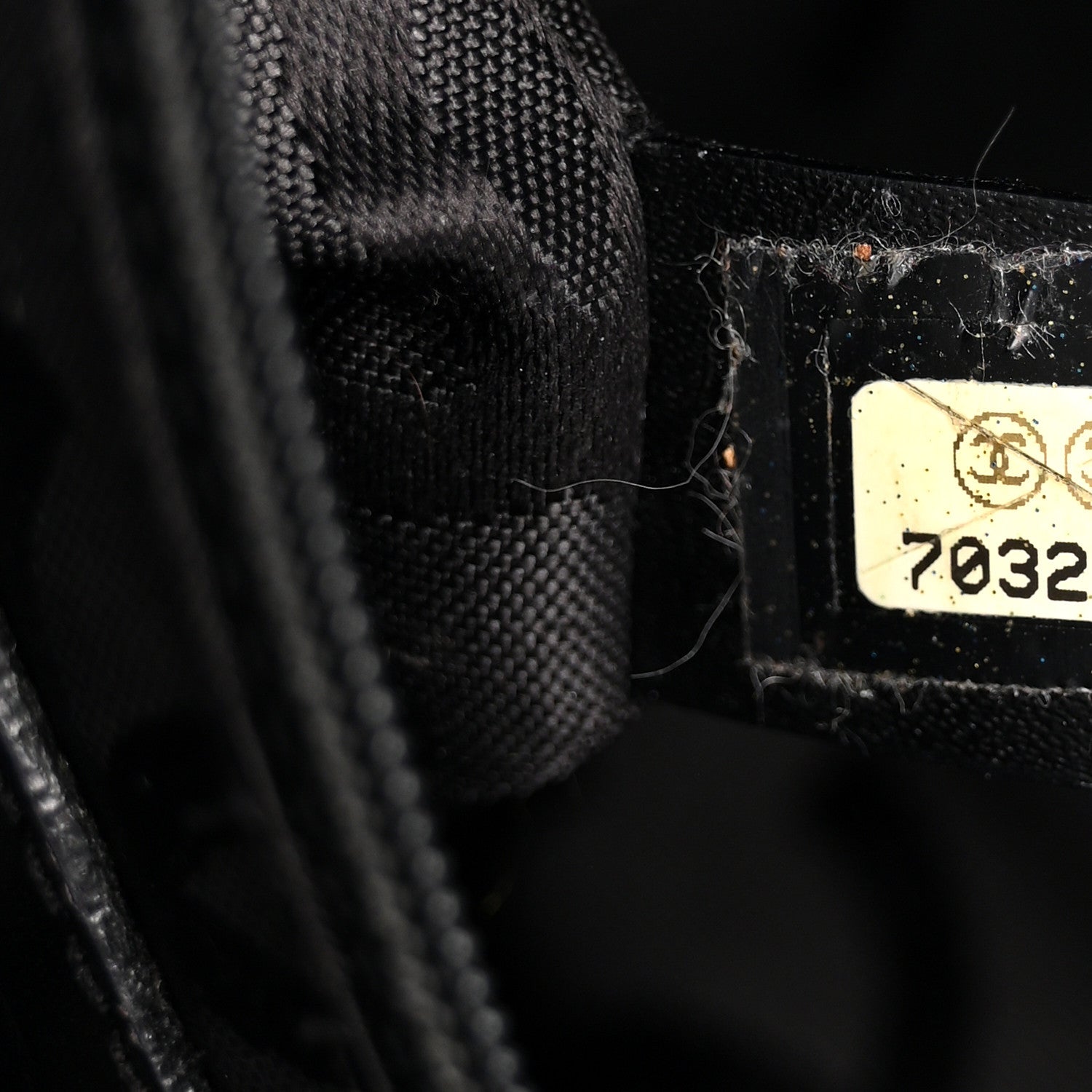 Caviar Shopping Tote Black