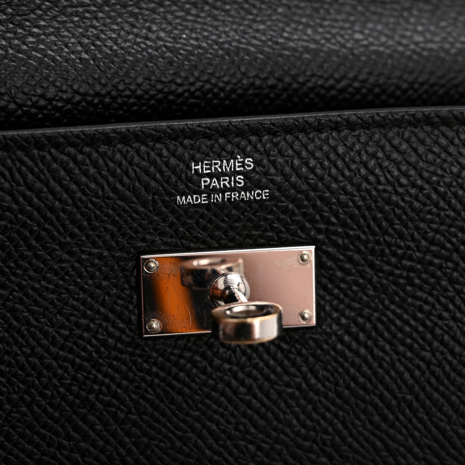 Epsom Kelly Longue Wallet Black